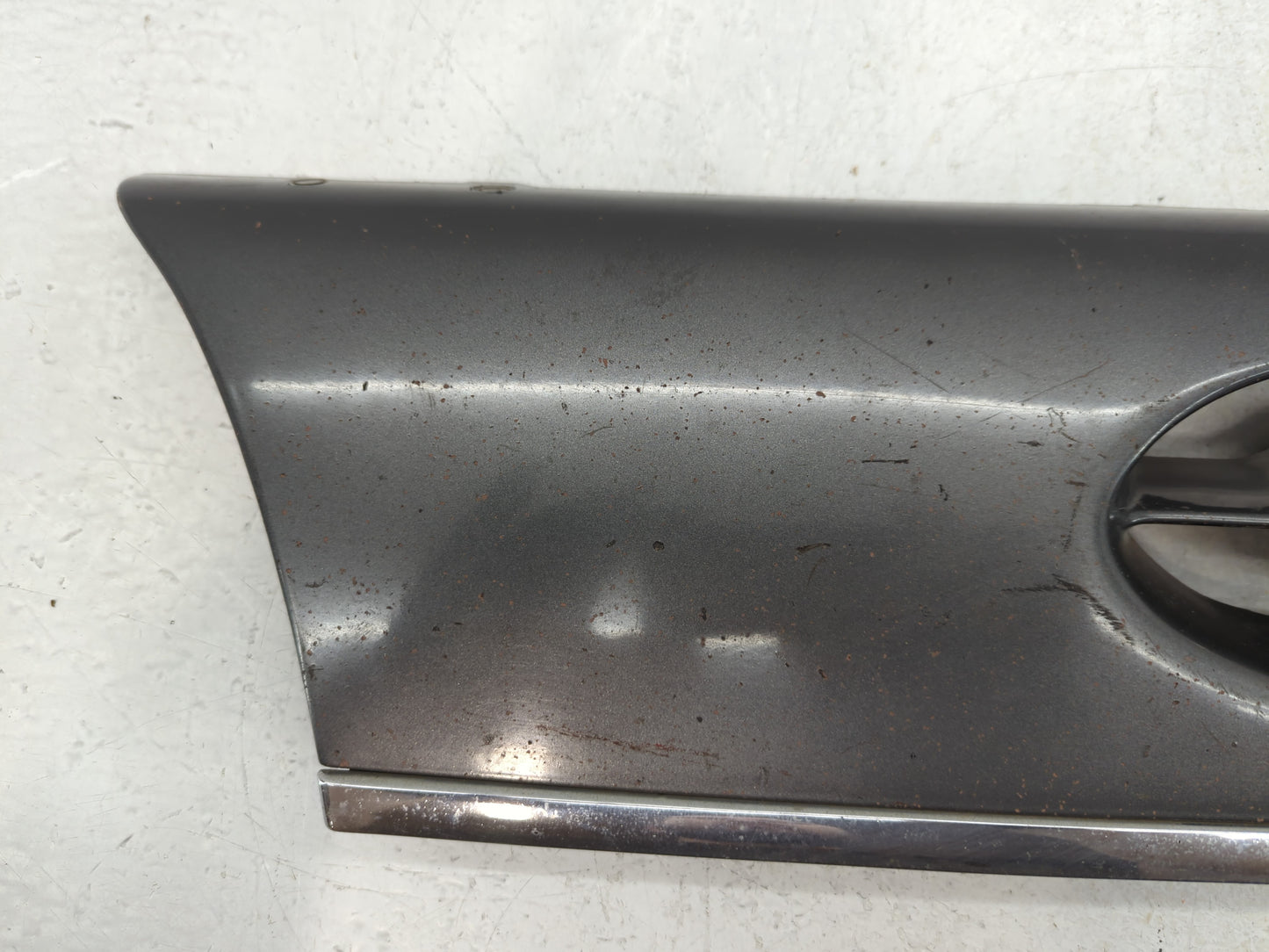 2002 Ford Fusion Front Grille Bumper Not Included - Oemusedautoparts1.com