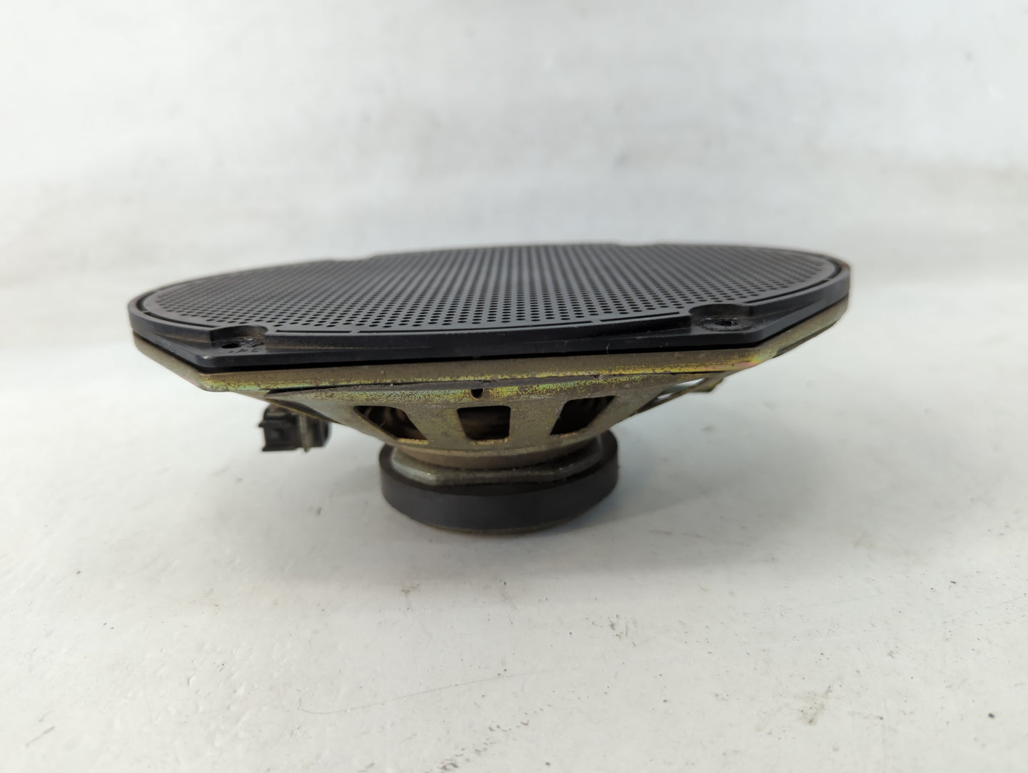 2002 Ford Fusion Speaker/subwoofer - Oemusedautoparts1.com