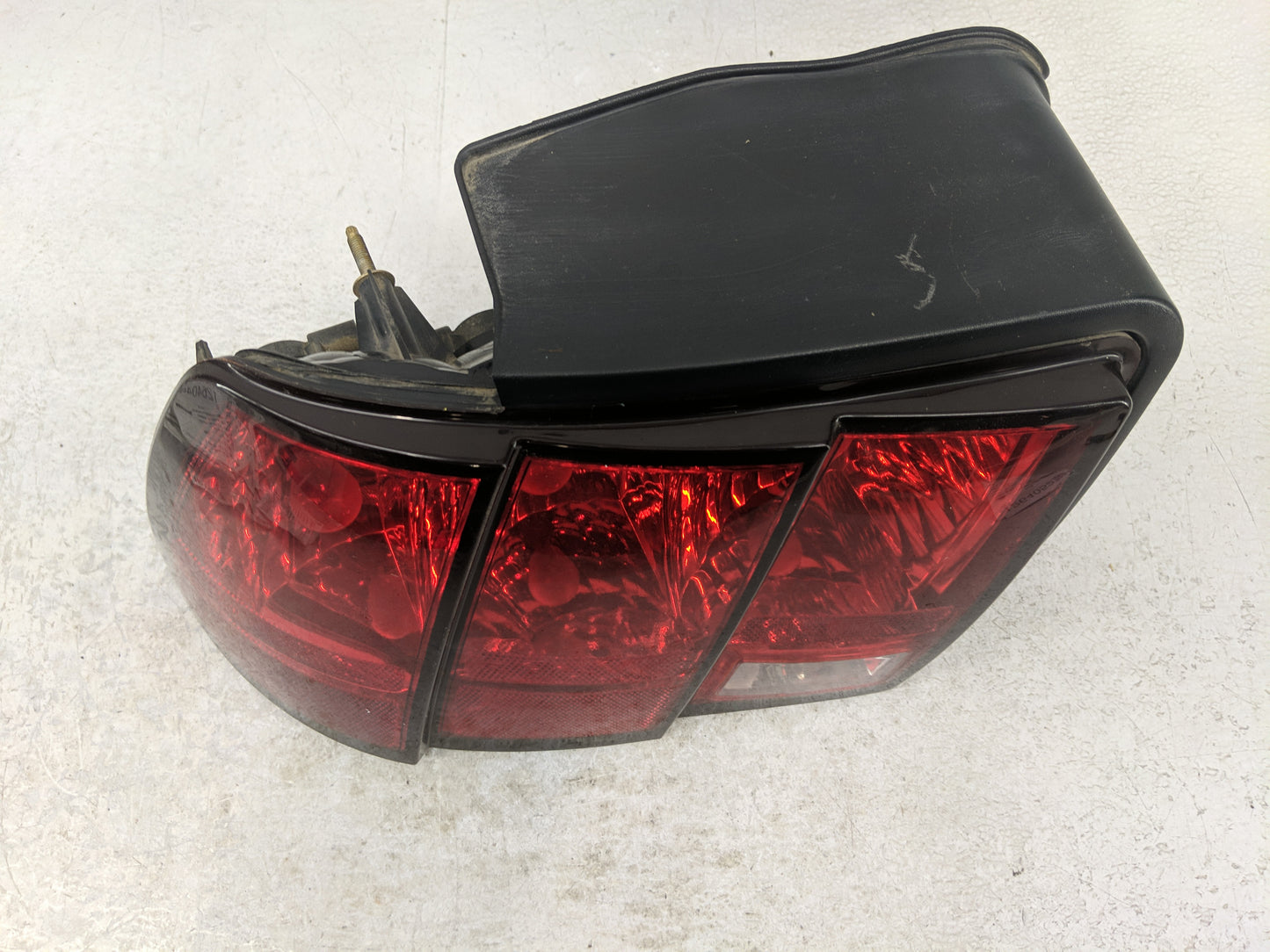 1999-2004 Ford Mustang Tail Light Assembly Driver Left OEM Fits Fits 1999 2000 2001 2002 2003 2004 OEM Used Auto Parts - Oem