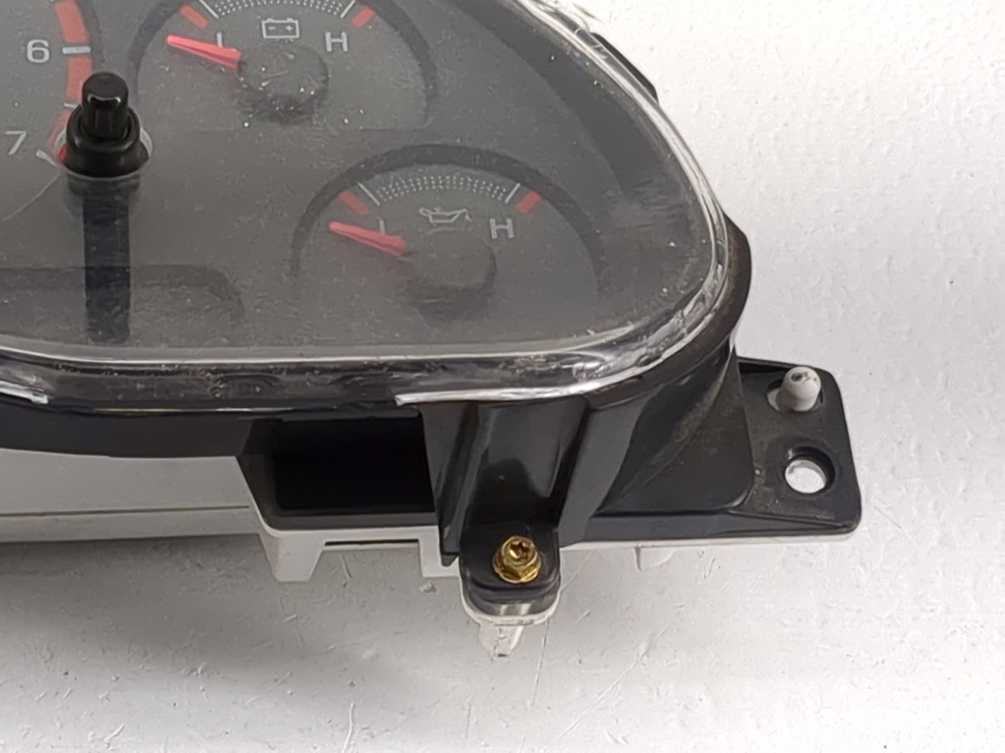 2002 Ford Mustang Instrument Cluster Speedometer Gauges P/N:1R3F-10849-AC 1R3F-10849-AC Miles: Fits OEM Used Auto Parts - Oe