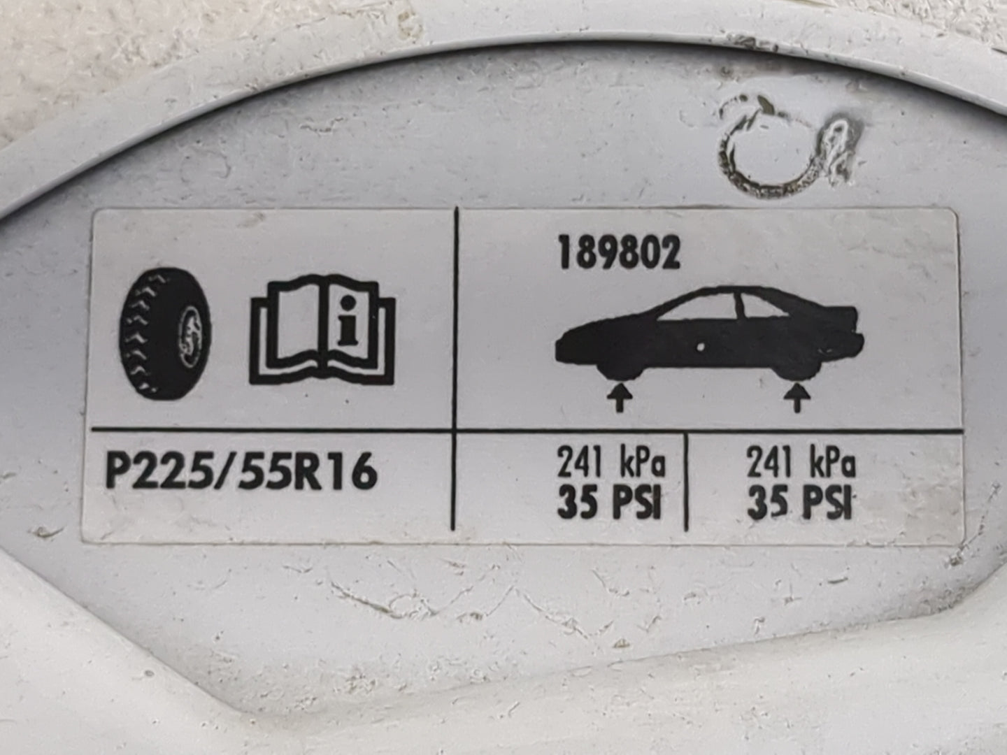 2002 Ford Mustang Fuel Tank Door Lid Gas Tank White - Oemusedautoparts1.com