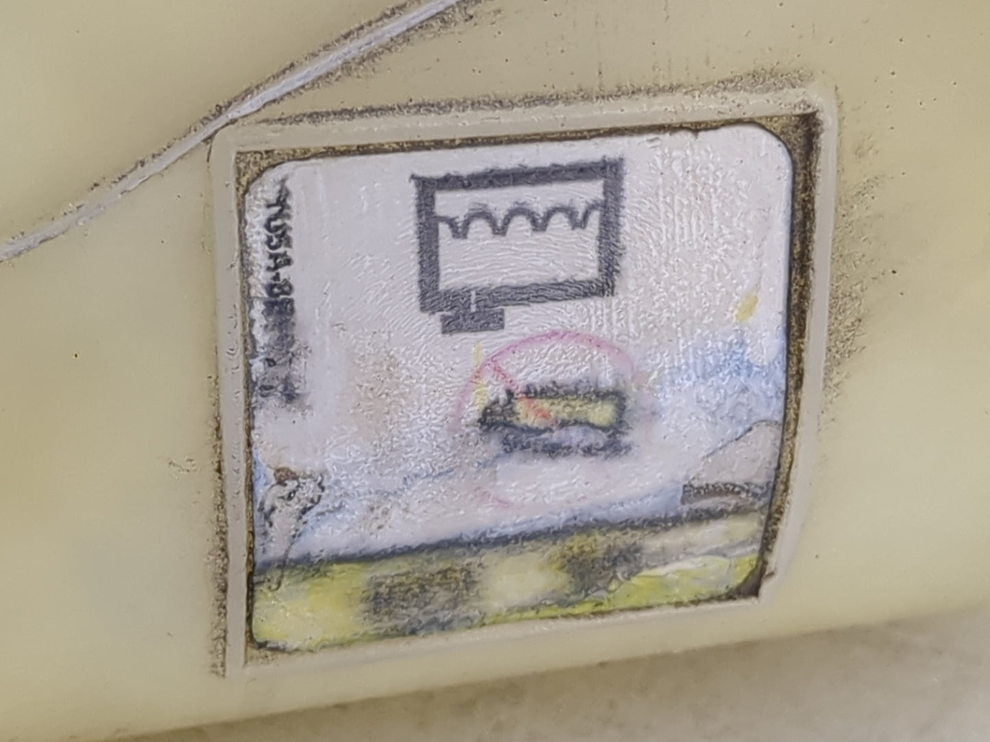 2000-2004 Ford Mustang Radiator Coolant Overflow Expansion Tank Bottle - Oemusedautoparts1.com