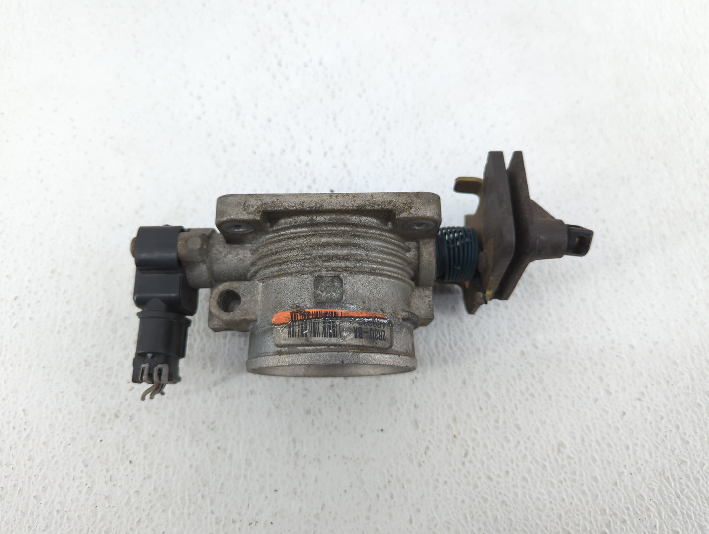 2002-2004 Ford Mustang Throttle Body P/N:2R3U-BA F4SF 9B989 Fits Fits 2002 2003 2004 OEM Used Auto Parts - Oemusedautoparts1