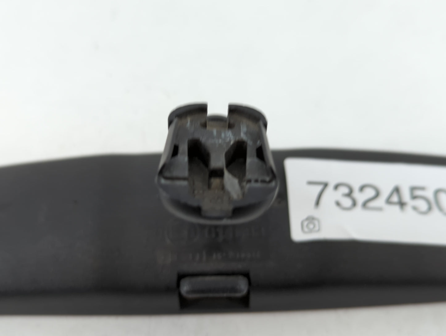 2002 Ford Mustang Interior Rear View Mirror Replacement OEM P/N:E8011083 Fits OEM Used Auto Parts - Oemusedautoparts1.com
