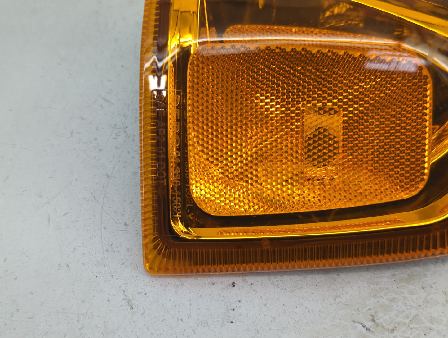2001-2005 Ford Ranger Driver Left Oem Front Light Lamp - Oemusedautoparts1.com