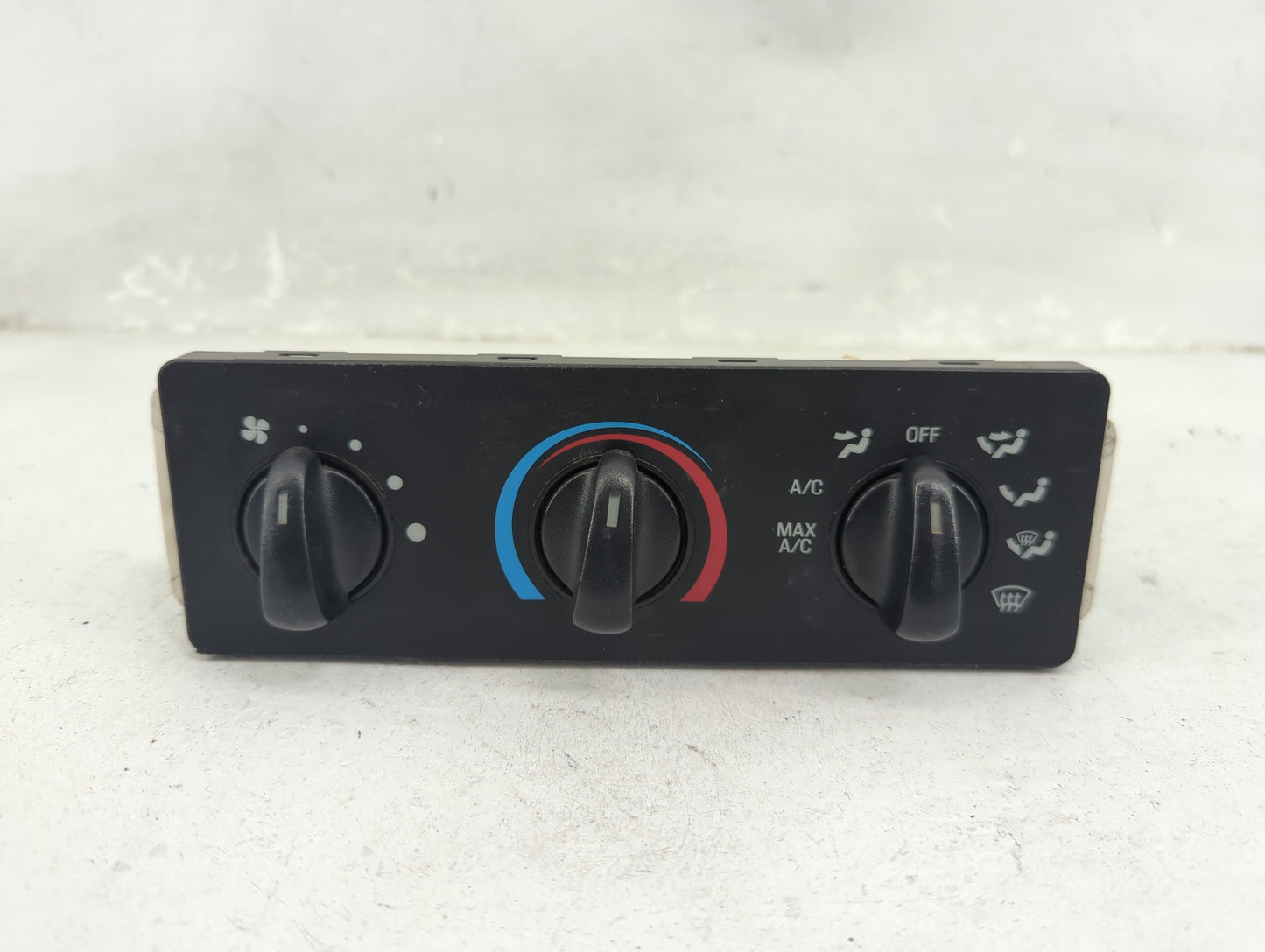 2000-2003 Ford Ranger Climate Control Module Temperature AC/Heater Replacement Fits Fits 2000 2001 2002 2003 OEM Used Auto P