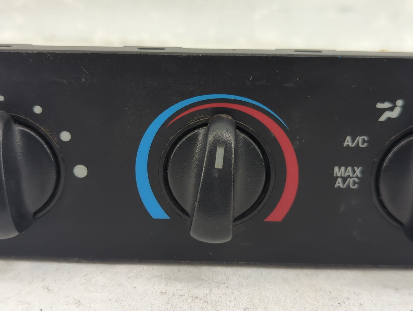 2000-2003 Ford Ranger Climate Control Module Temperature AC/Heater Replacement Fits Fits 2000 2001 2002 2003 OEM Used Auto P
