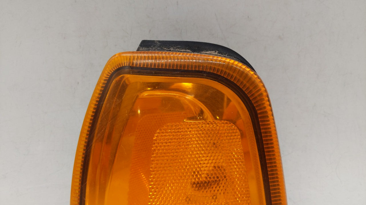 2001-2005 Ford Ranger Driver Left Oem Front Light Lamp - Oemusedautoparts1.com