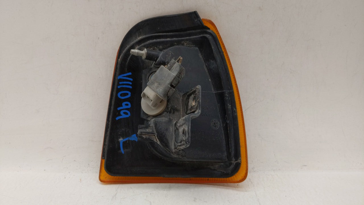 2001-2005 Ford Ranger Driver Left Oem Front Light Lamp - Oemusedautoparts1.com