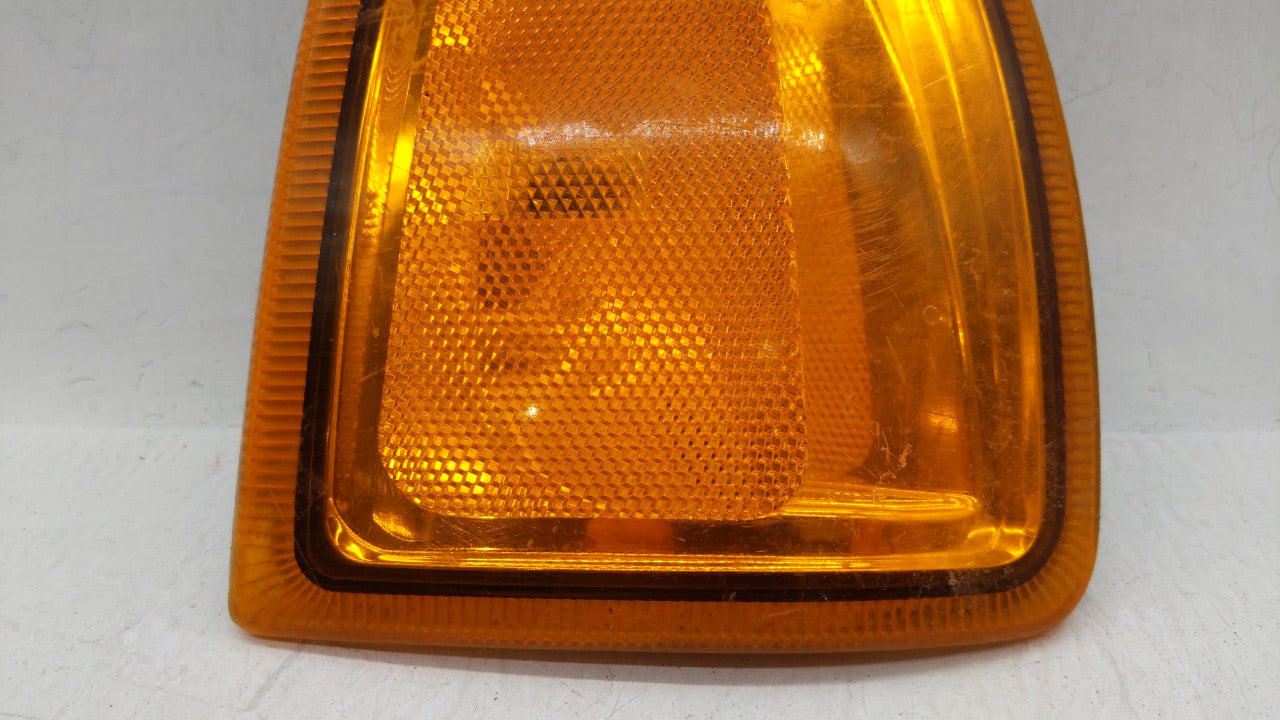 2001-2005 Ford Ranger Passenger Right Oem Front Light Lamp - Oemusedautoparts1.com