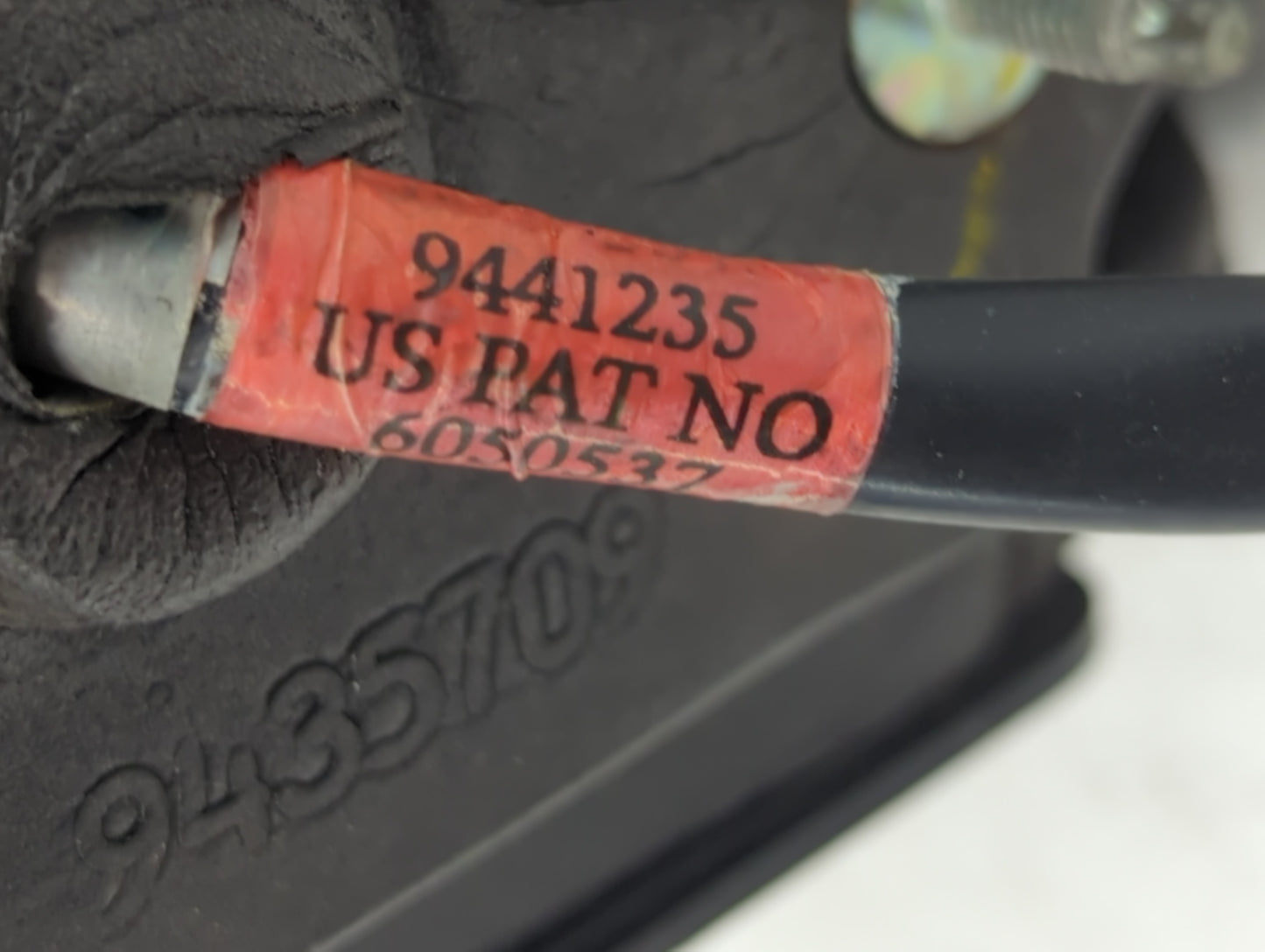 2002 Ford Ranger Driver Side View Mirror - Left Door Mirror OEM Used - Oemusedautoparts1.com