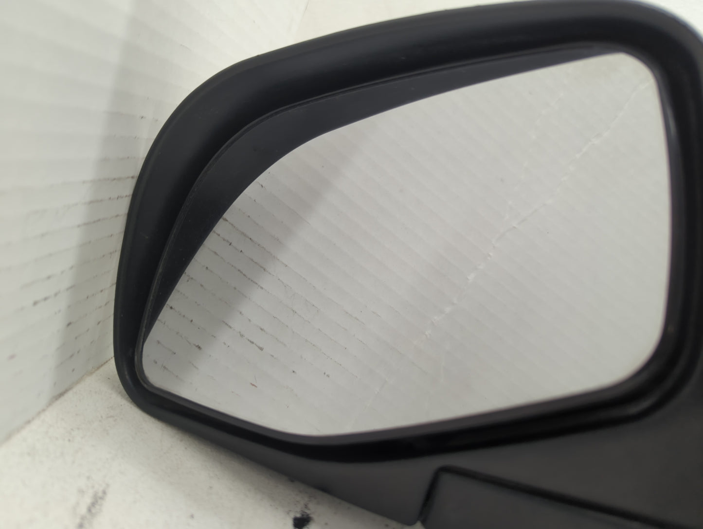 2002 Ford Ranger Driver Side View Mirror - Left Door Mirror OEM Used - Oemusedautoparts1.com