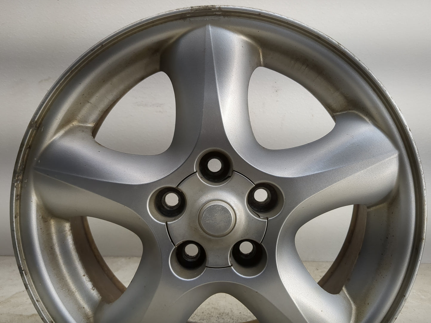 2000-2007 Ford Taurus Oem Wheel Rim - Oemusedautoparts1.com