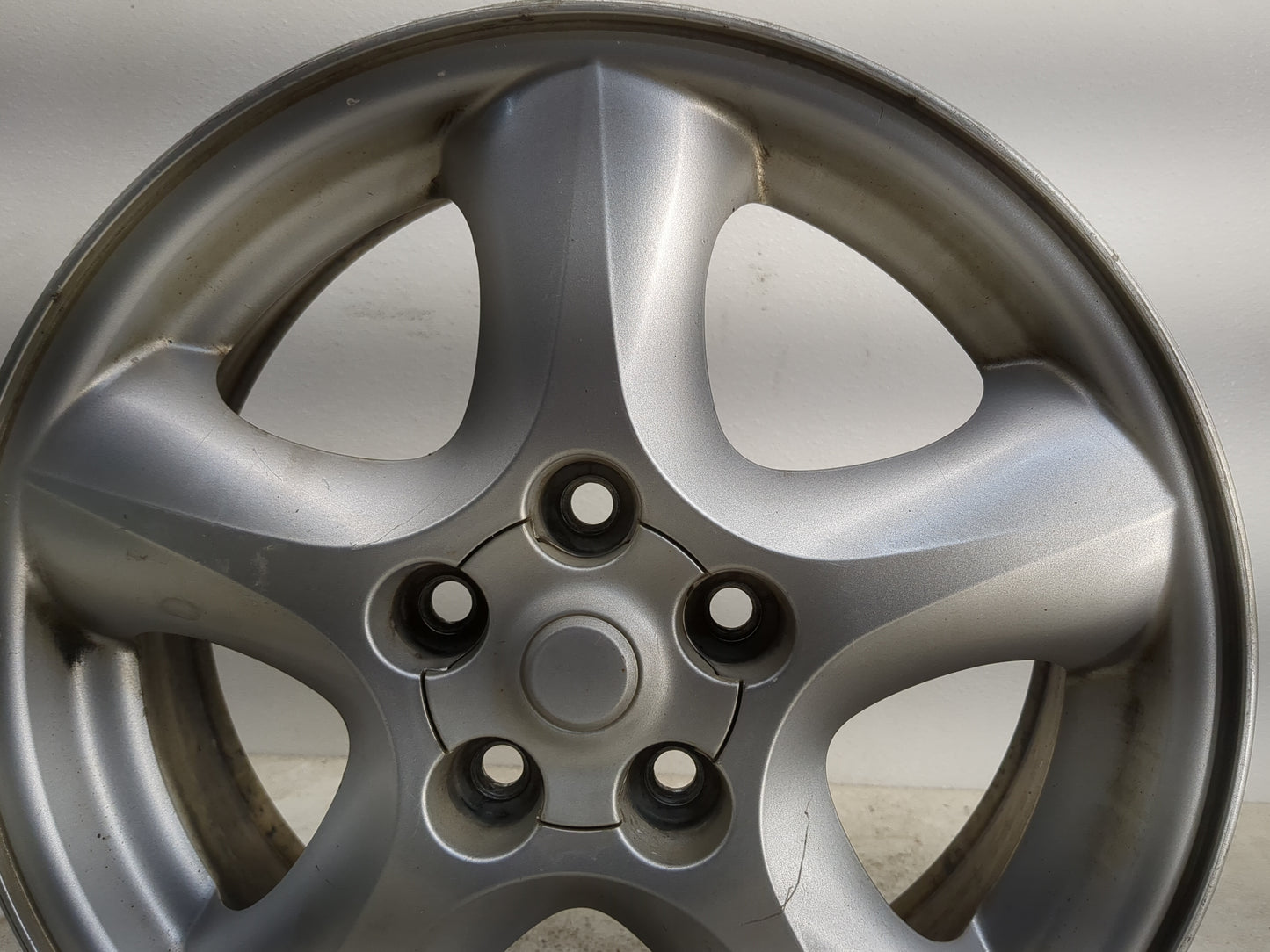 2000-2007 Ford Taurus Oem Wheel Rim - Oemusedautoparts1.com