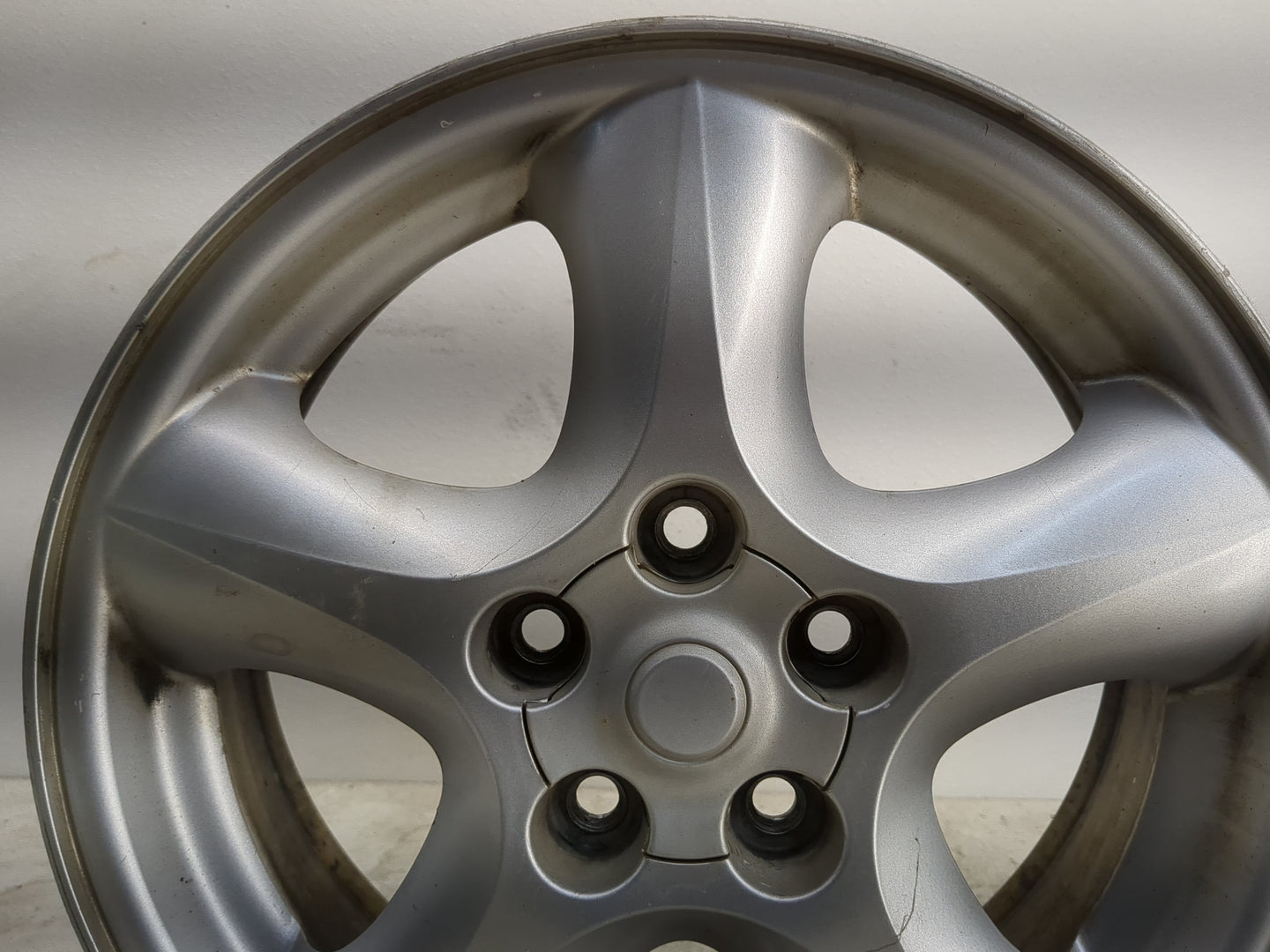 2000-2007 Ford Taurus Oem Wheel Rim - Oemusedautoparts1.com