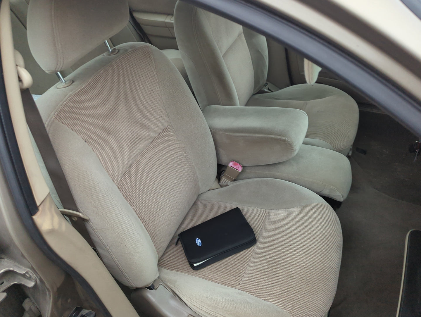 2000-2002 Ford Taurus Passenger Front Seat Oem - Oemusedautoparts1.com