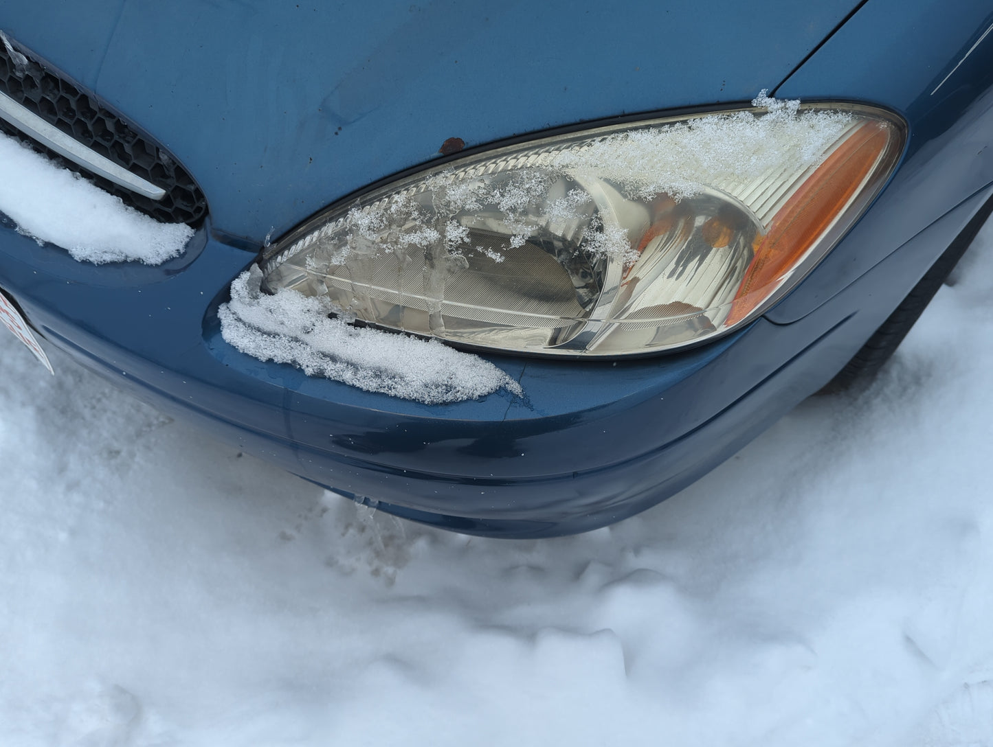 2000-2003 Ford Taurus Front Bumper - Oem 1353337 - Oemusedautoparts1.com