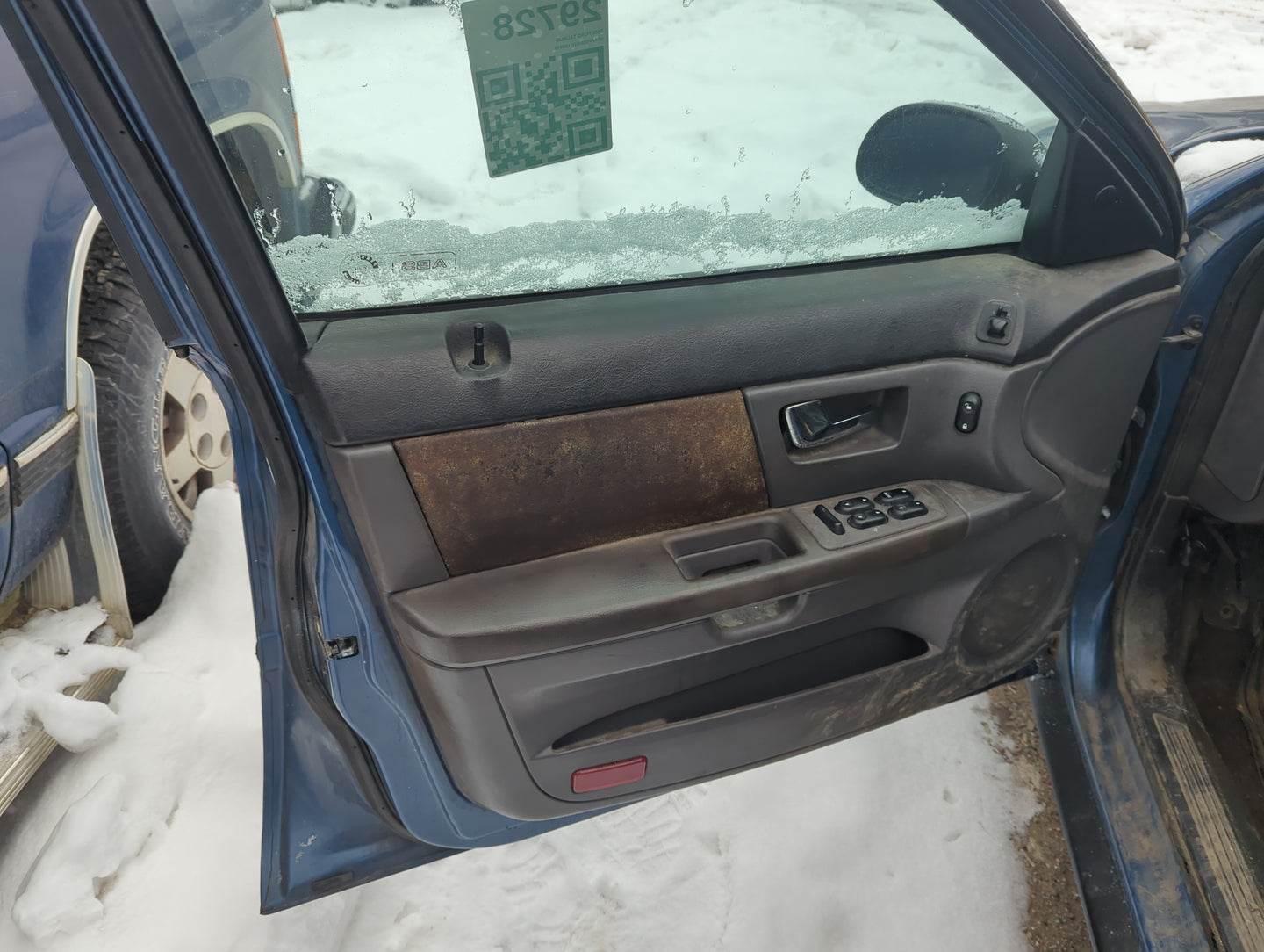 2002 Ford Taurus Front Left Driver Interior Door Panel Trim 1353432 - Oemusedautoparts1.com