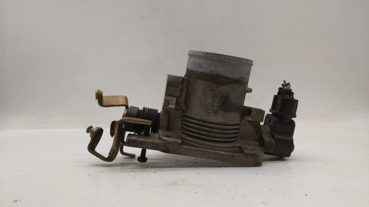 2000-2003 Ford Taurus Throttle Body P/N:1F1U-AA Fits Fits 2000 2001 2002 2003 OEM Used Auto Parts - Oemusedautoparts1.com