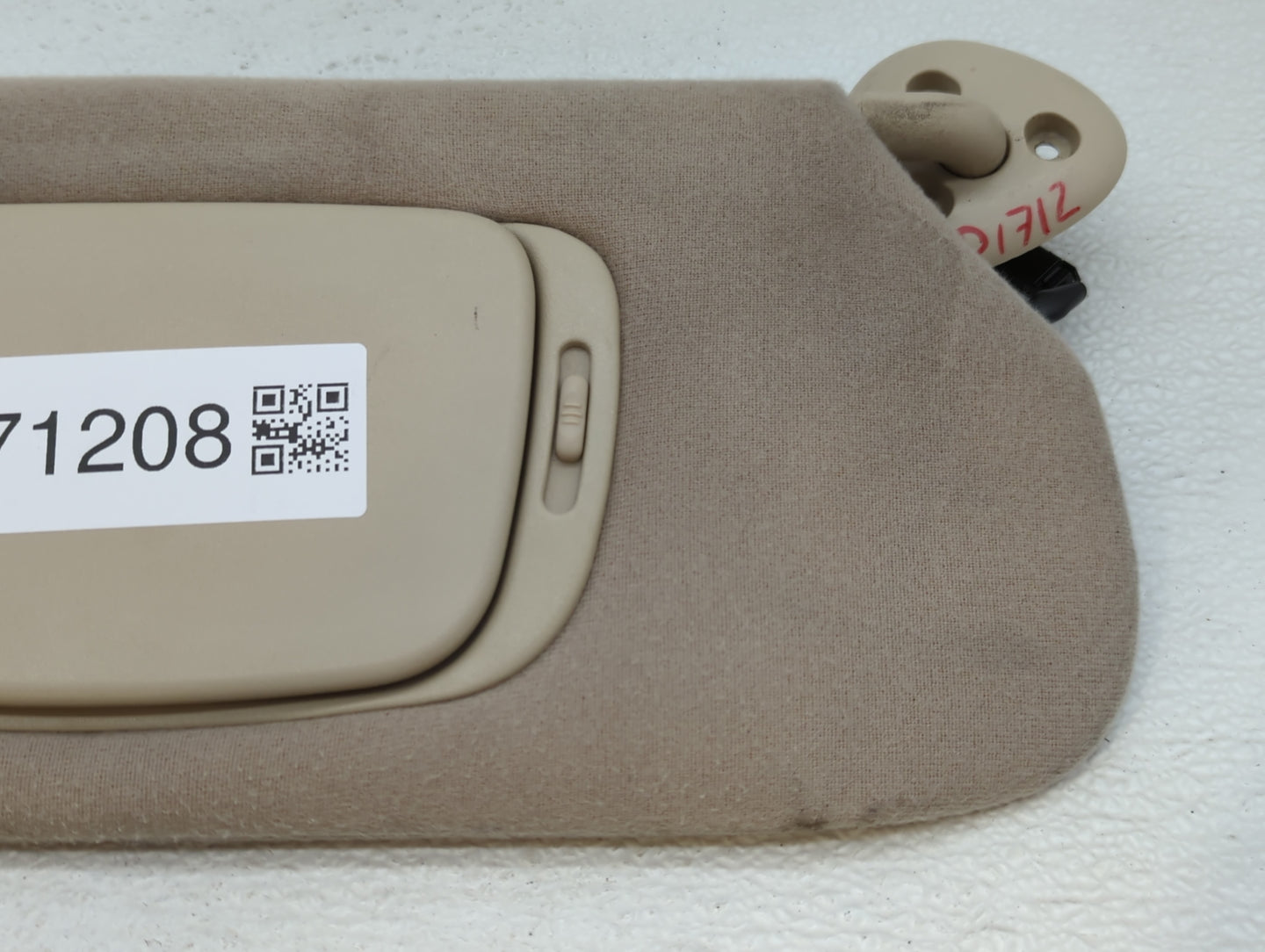 2000-2003 Ford Taurus Sun Visor Shade Replacement Driver Left Mirror Fits Fits 2000 2001 2002 2003 OEM Used Auto Parts - Oem