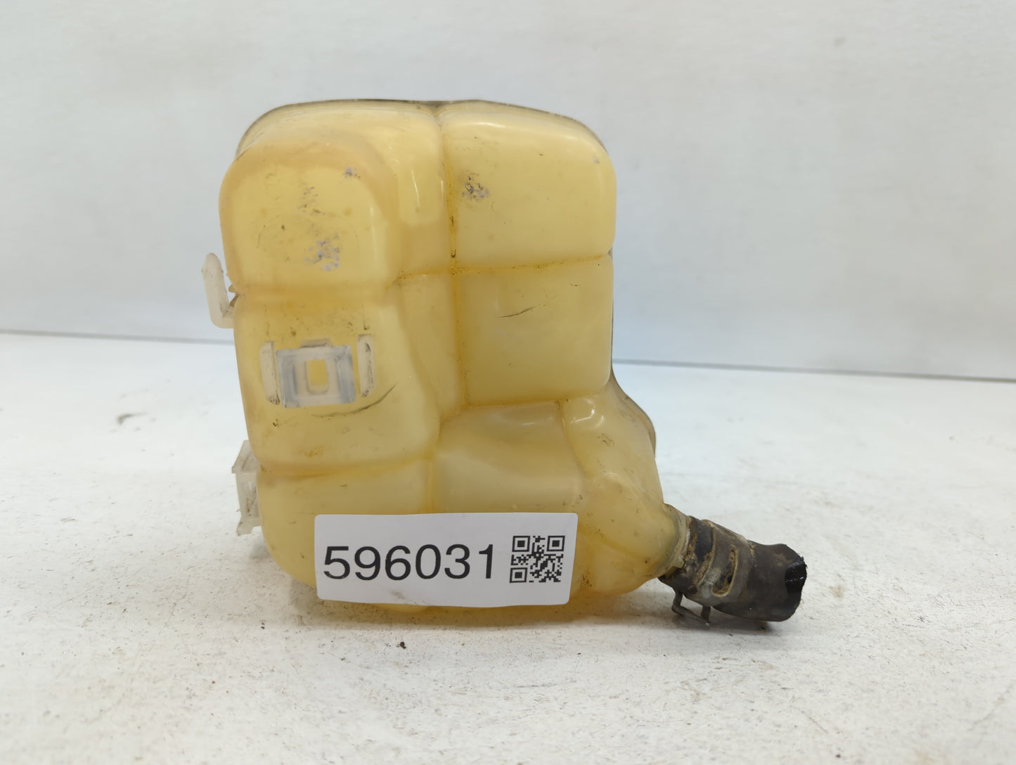2000-2007 Ford Taurus Radiator Coolant Overflow Expansion Tank Bottle - Oemusedautoparts1.com