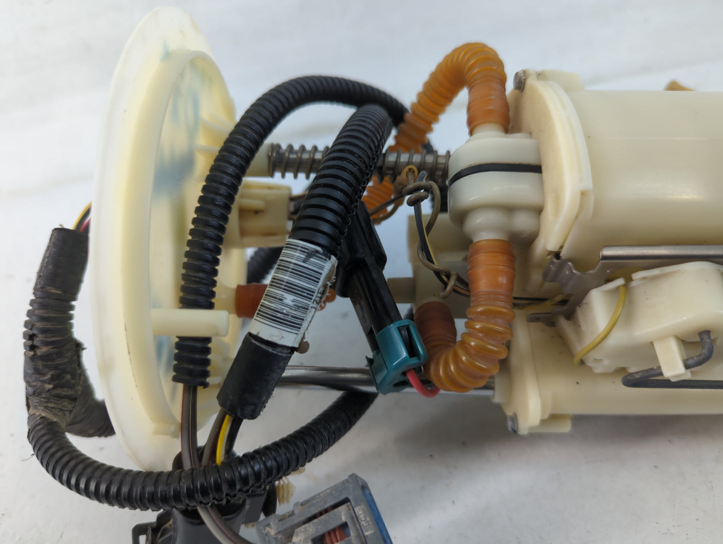 2002-2003 Ford Taurus Electrical Gas Fuel Pump Assembly - Oemusedautoparts1.com