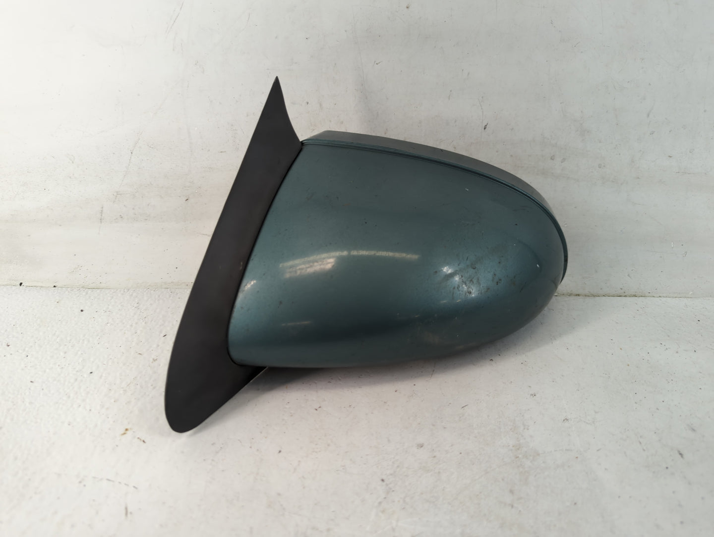 2002-2007 Ford Taurus Driver Side View Mirror - Left Door Mirror OEM Used - Oemusedautoparts1.com