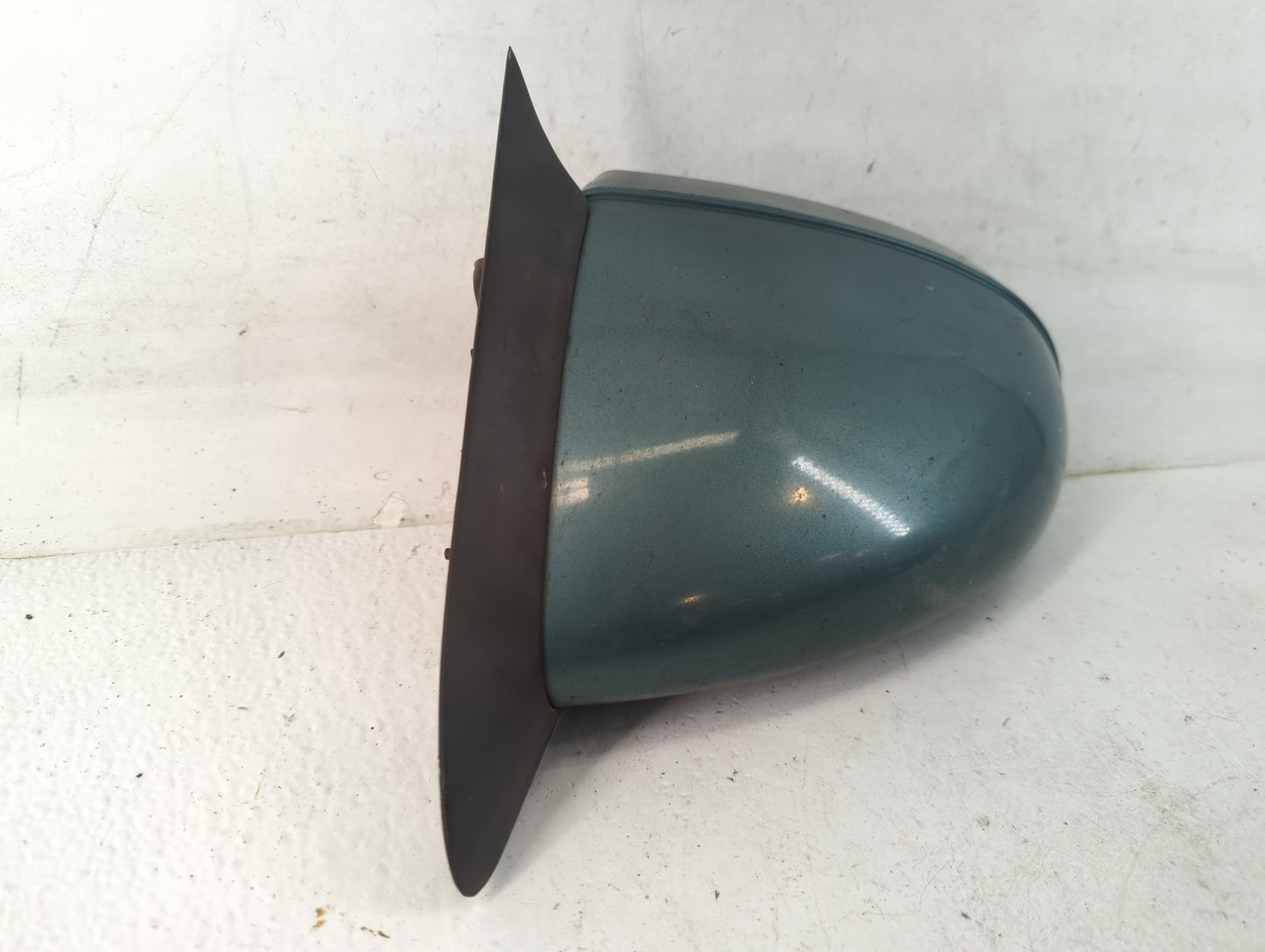 2002-2007 Ford Taurus Driver Side View Mirror - Left Door Mirror OEM Used - Oemusedautoparts1.com