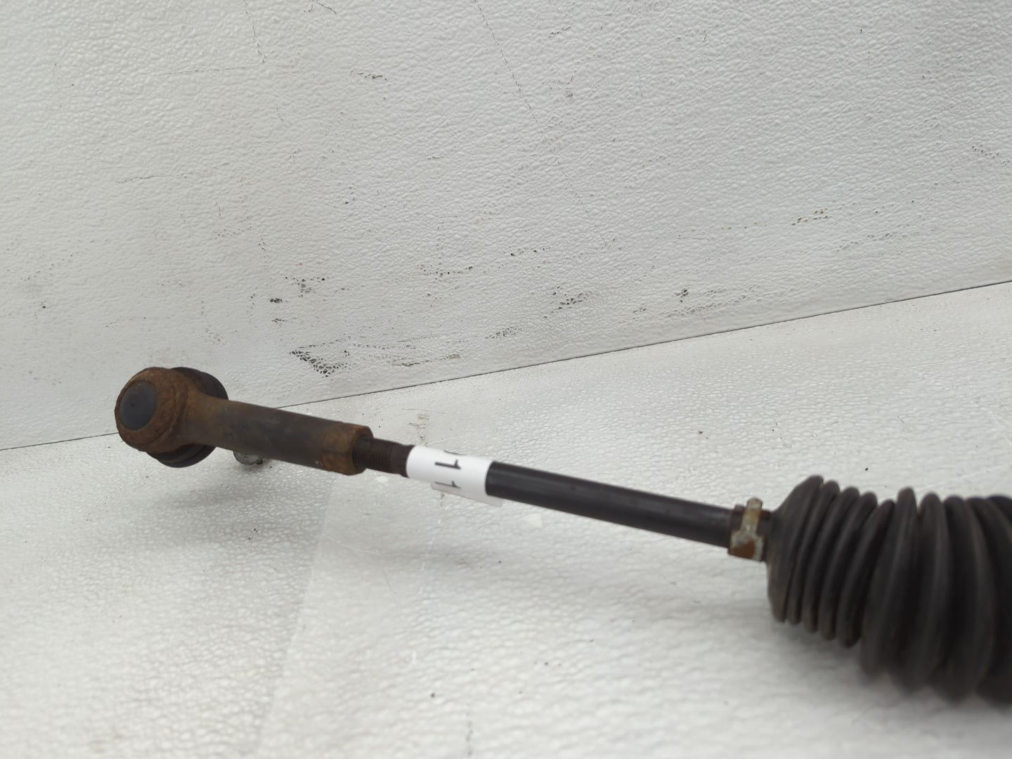 2000-2002 Ford Taurus Rack and Pinion Steering Gear P/N:RF-F8DC-3550-AA Fits Fits 2000 2001 2002 OEM Used Auto Parts - Oemus