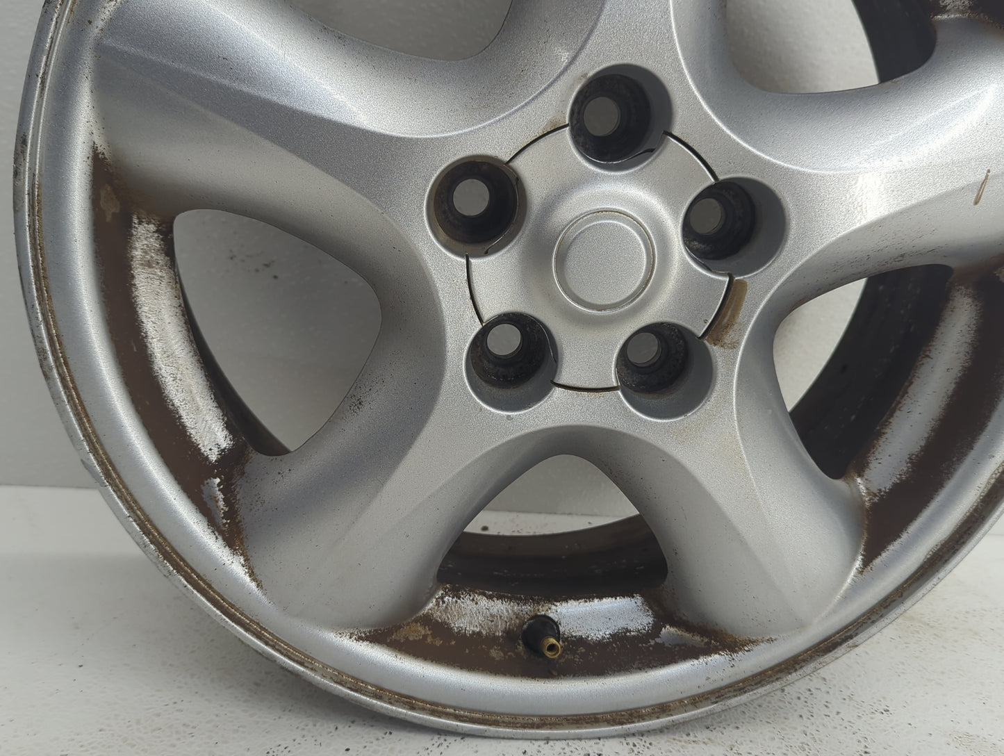 2000-2007 Ford Taurus Oem Wheel Rim 900318 - Oemusedautoparts1.com