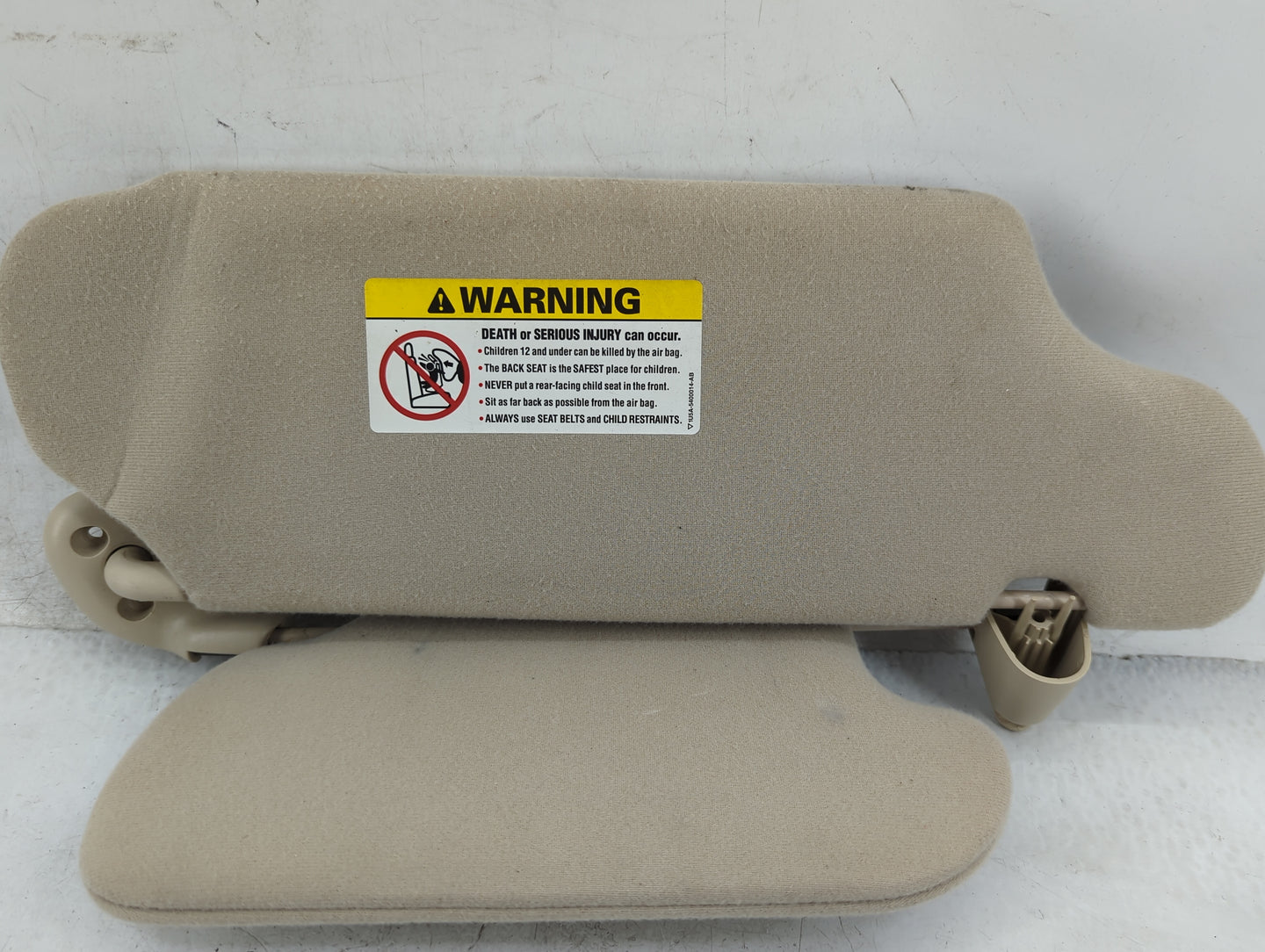 2000-2003 Ford Taurus Sun Visor Shade Replacement Driver Left Mirror Fits Fits 2000 2001 2002 2003 OEM Used Auto Parts - Oem
