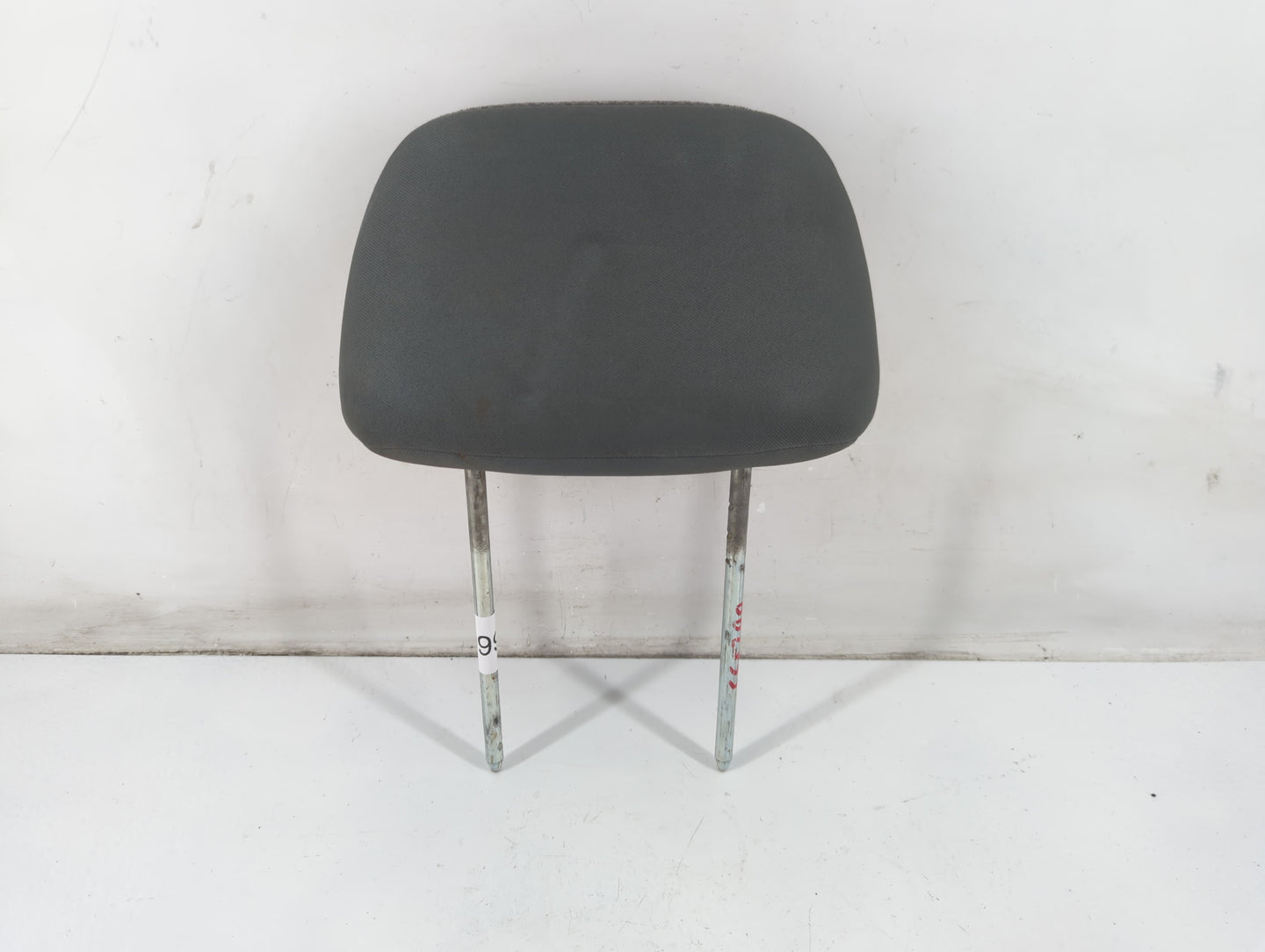 2001-2002 Ford Windstar Headrest Head Rest Front Driver Passenger Seat Fits Fits 2001 2002 OEM Used Auto Parts - Oemusedauto