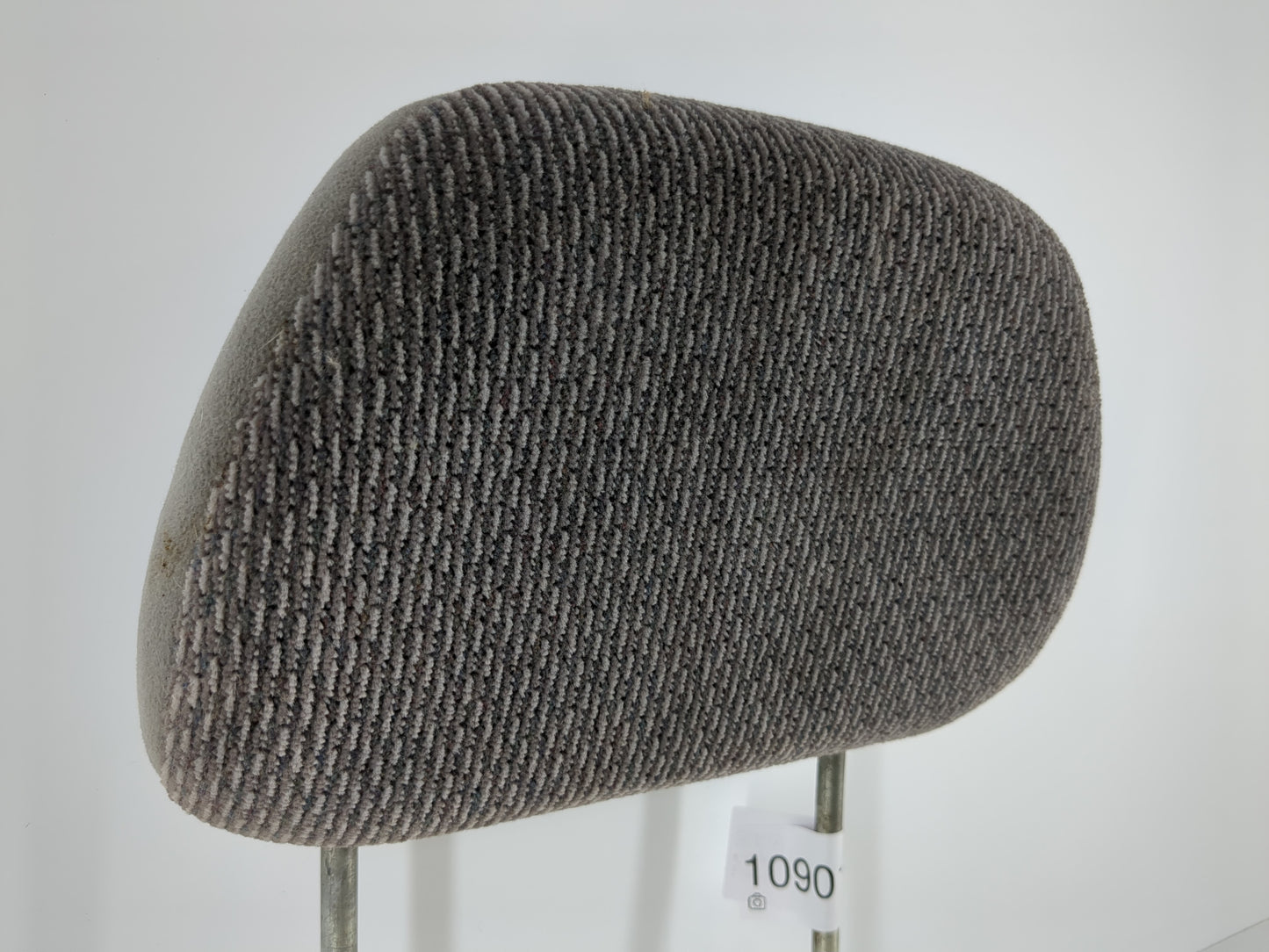 2001-2002 Ford Windstar Headrest Head Rest Front Driver Passenger Seat Fits Fits 2001 2002 OEM Used Auto Parts - Oemusedauto
