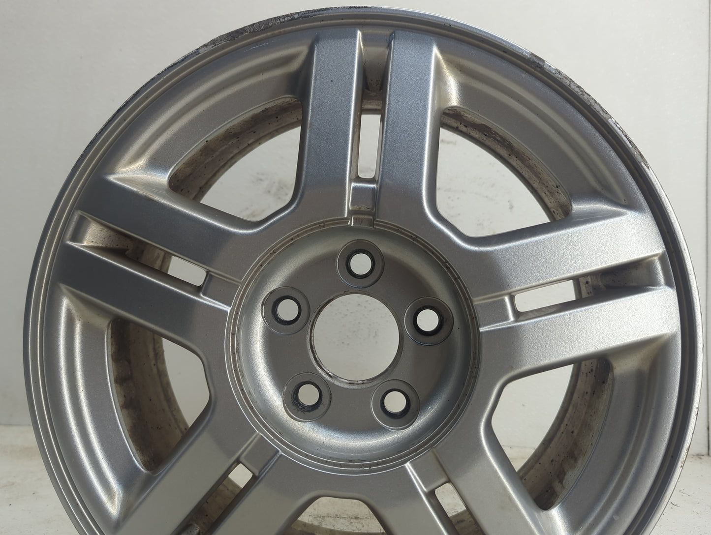 2001-2003 Ford Windstar Oem Wheel Rim - Oemusedautoparts1.com