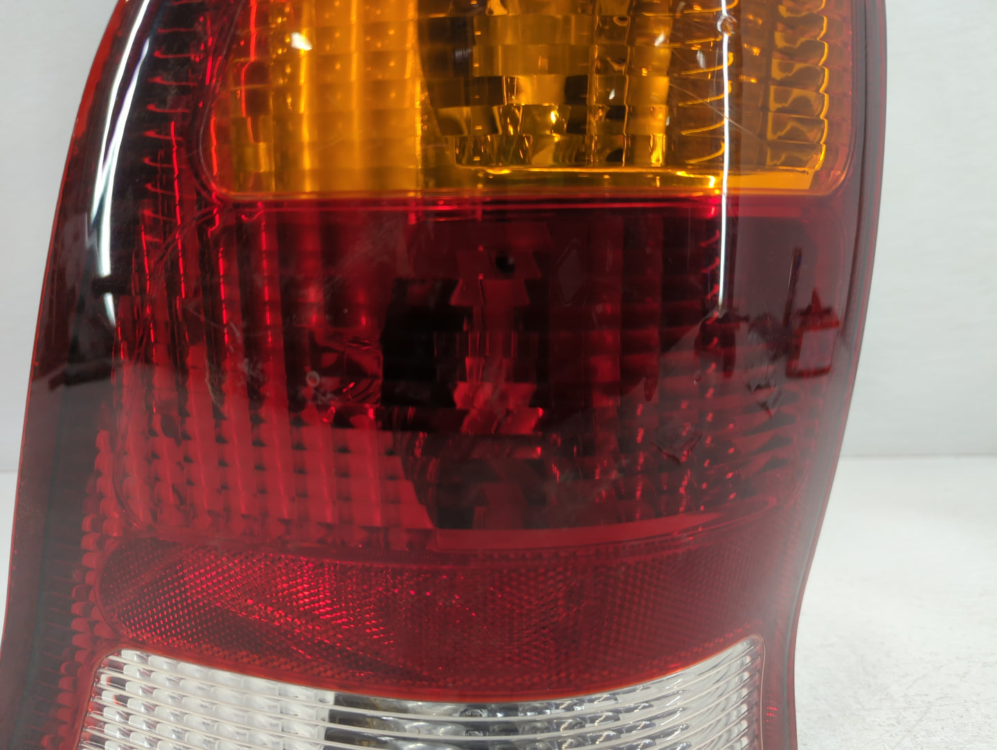 1999-2003 Ford Windstar Tail Light Assembly Driver Left OEM Fits Fits 1999 2000 2001 2002 2003 OEM Used Auto Parts - Oemused