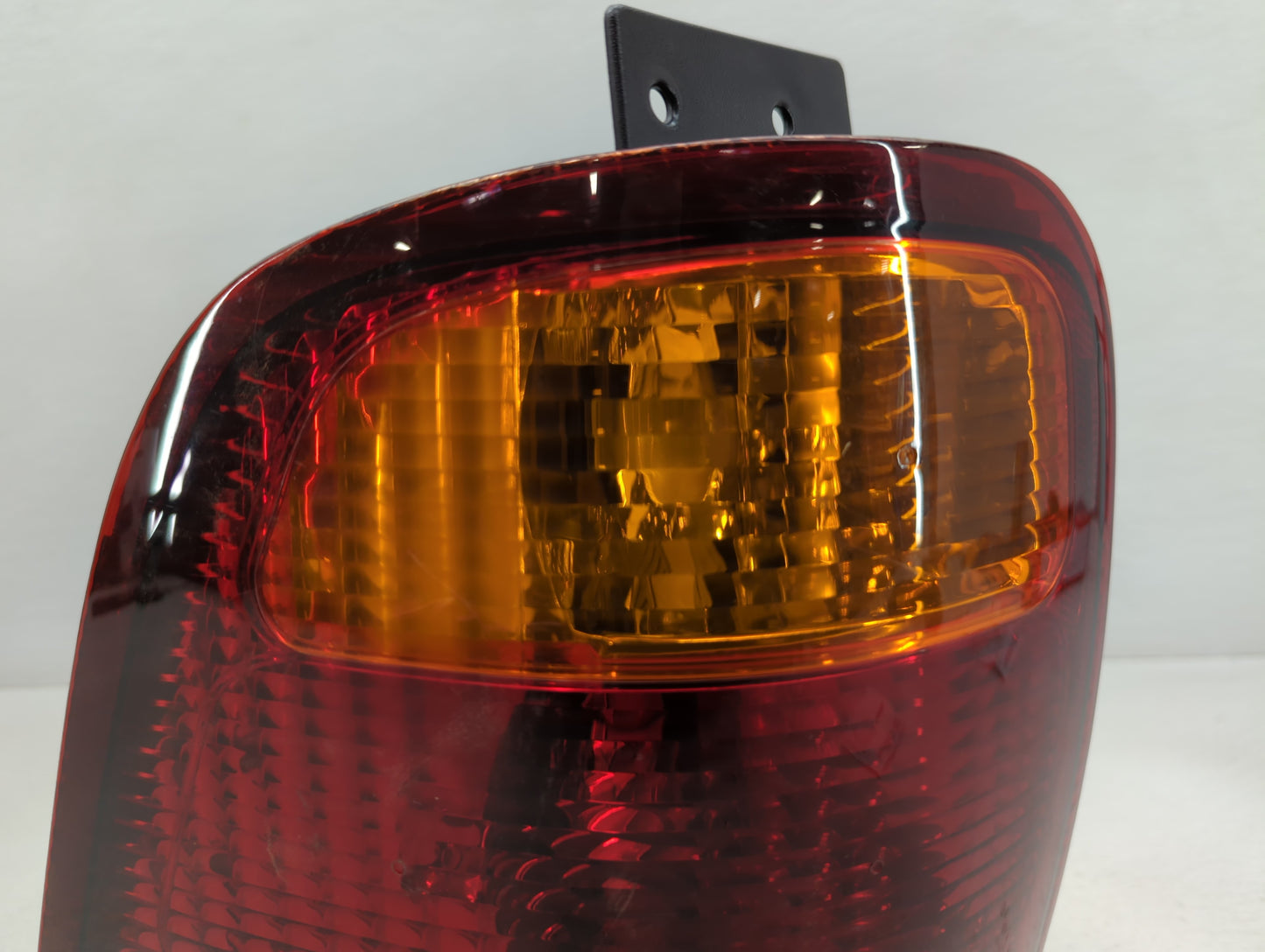 1999-2003 Ford Windstar Tail Light Assembly Driver Left OEM Fits Fits 1999 2000 2001 2002 2003 OEM Used Auto Parts - Oemused