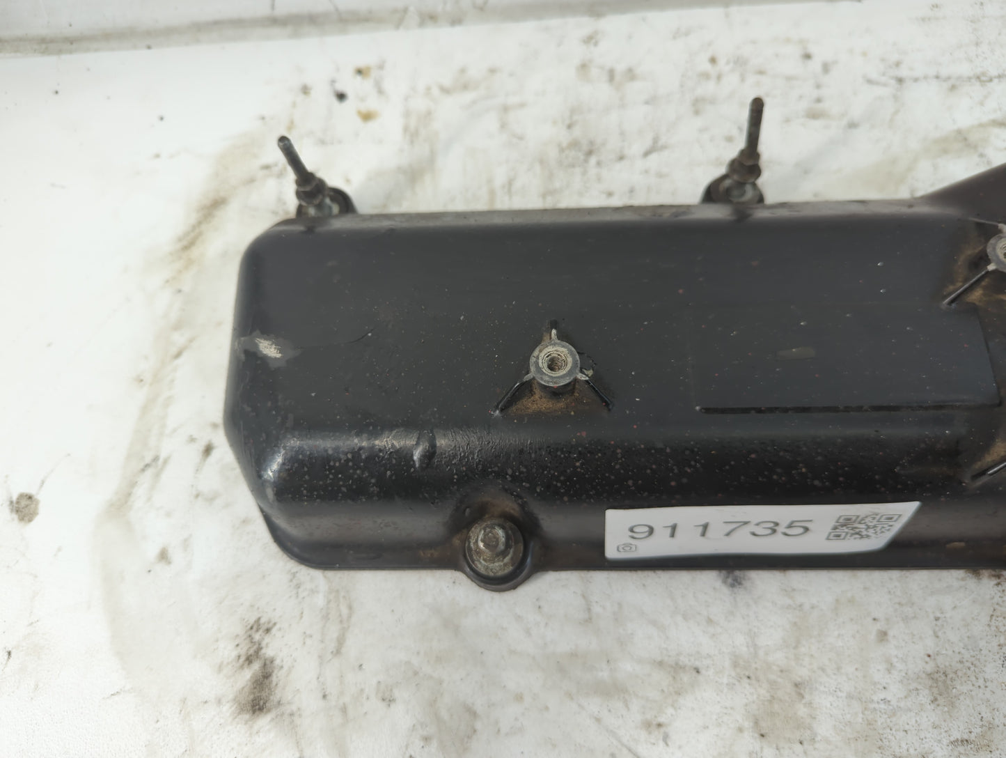 2002 Ford Windstar Driver Left Cylinder Head Valve Cover Fits OEM Used Auto Parts - Oemusedautoparts1.com