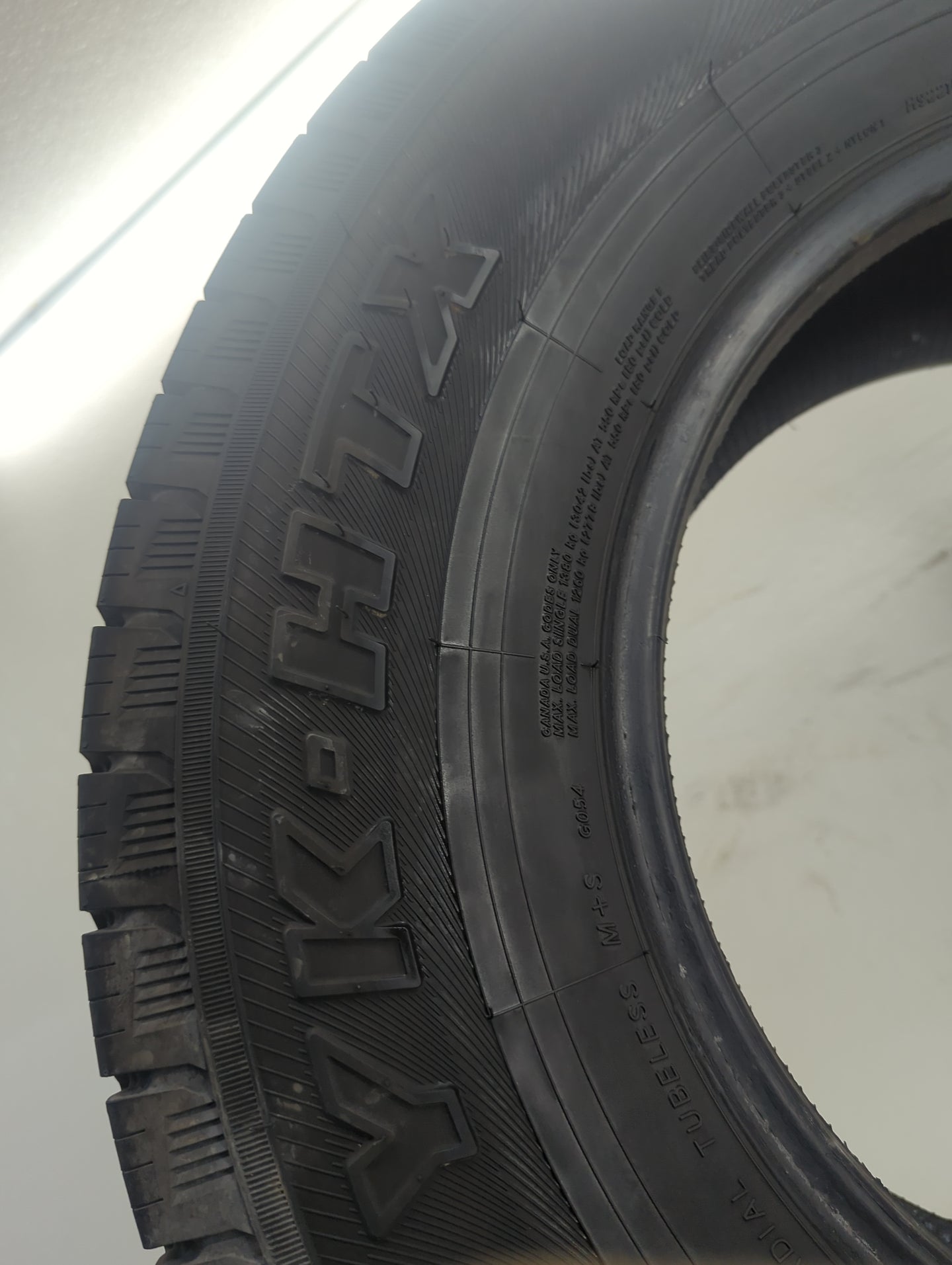 Used Tire LT245/75R16 YOKOHAMA YK-HTX 120/116R - Tread Depth 14/32 - Oemusedautoparts1.com