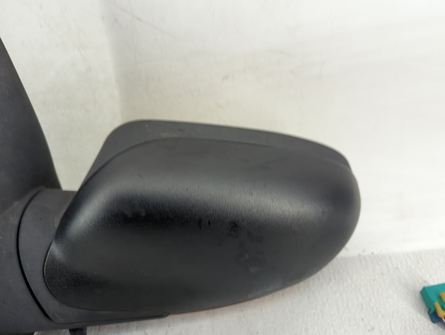 2002-2003 Gmc Envoy Driver Side View Mirror - Left Door Mirror OEM Used - Oemusedautoparts1.com