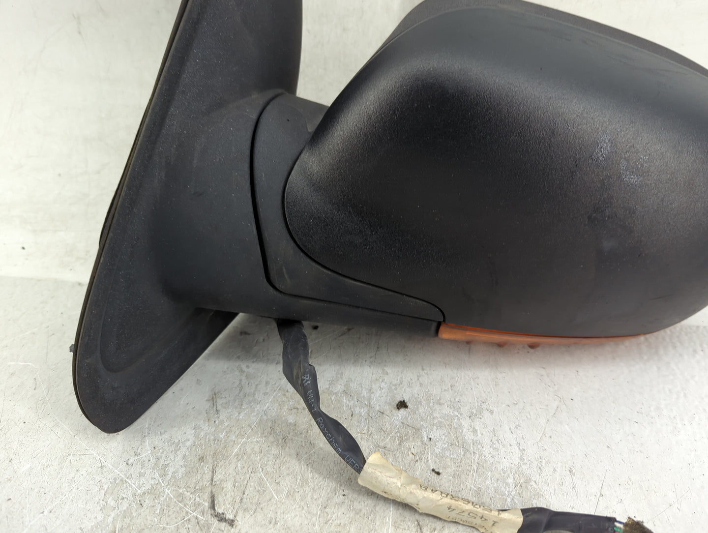 2002-2003 Gmc Envoy Driver Side View Mirror - Left Door Mirror OEM Used - Oemusedautoparts1.com