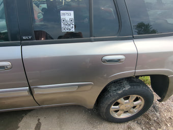 compare product 2002-2004 Gmc Envoy Driver Rear Door Oem