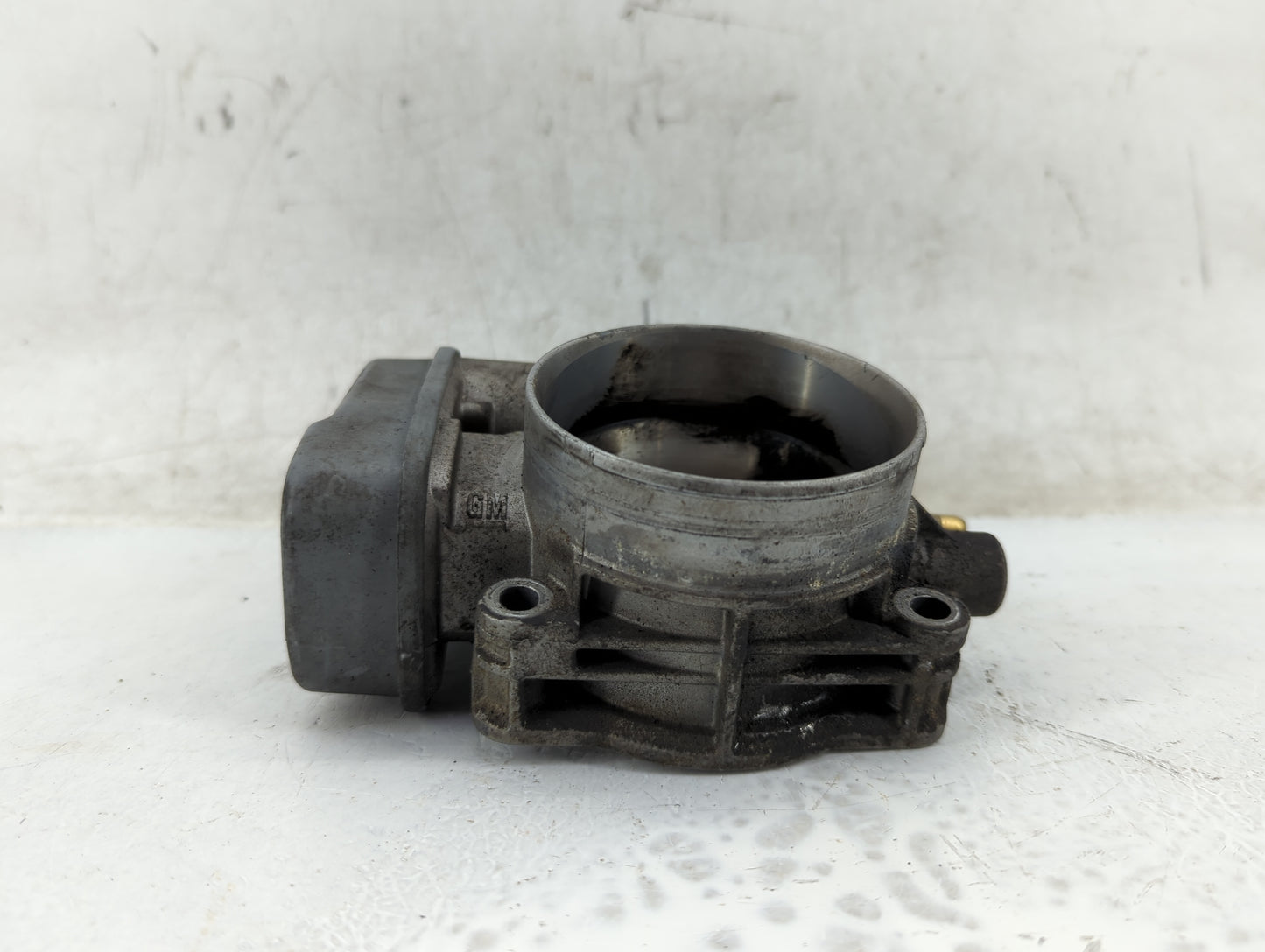 2002 Gmc Envoy Throttle Body Fits OEM Used Auto Parts - Oemusedautoparts1.com