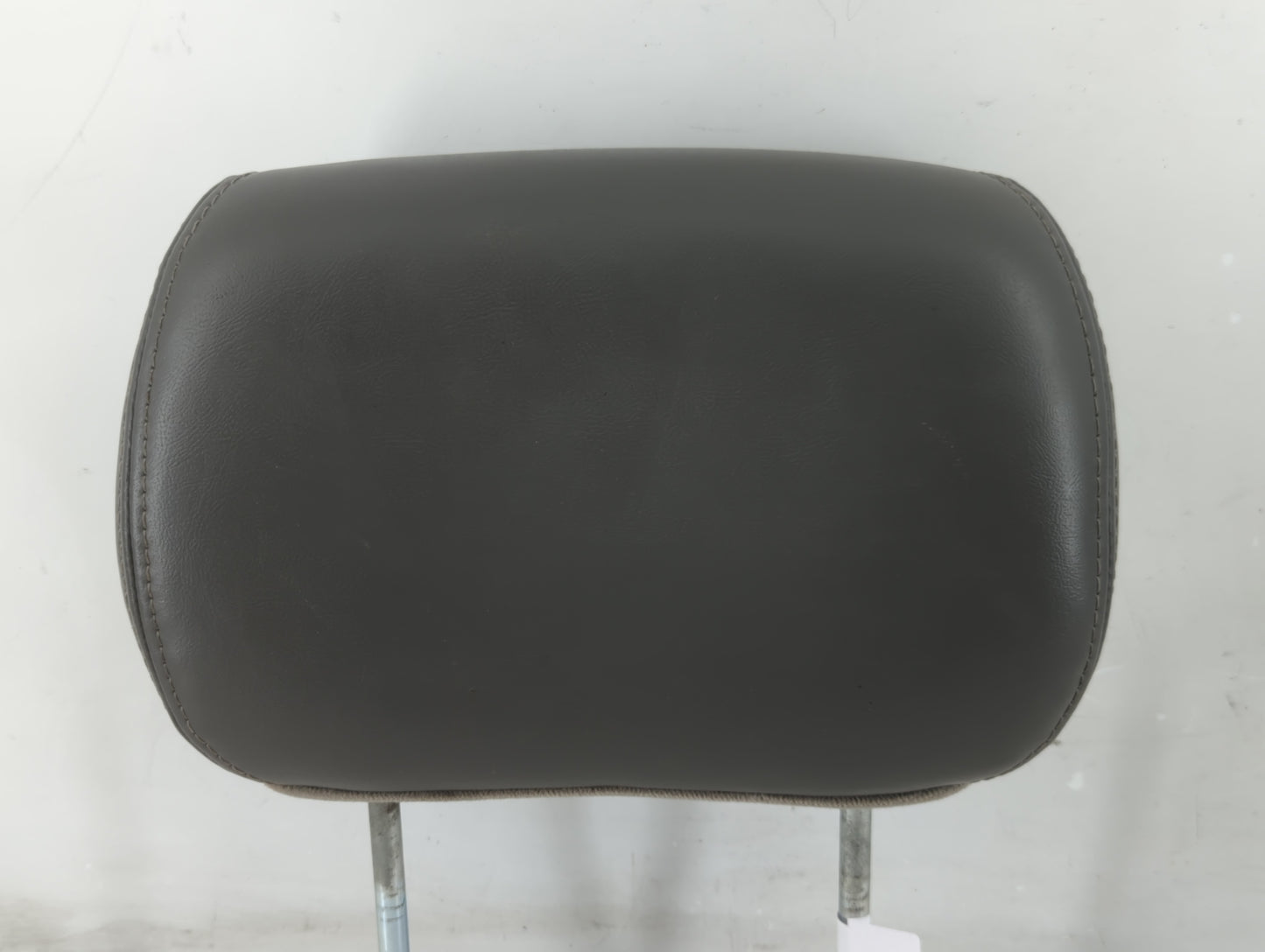 2002 Gmc Envoy Headrest Head Rest Front Driver Passenger Seat Black - Oemusedautoparts1.com