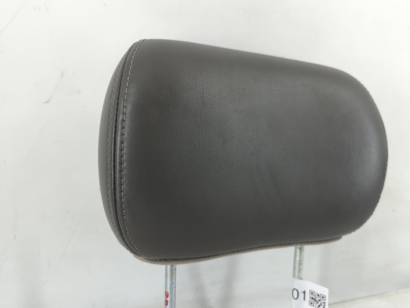 2002 Gmc Envoy Headrest Head Rest Front Driver Passenger Seat Fits OEM Used Auto Parts - Oemusedautoparts1.com