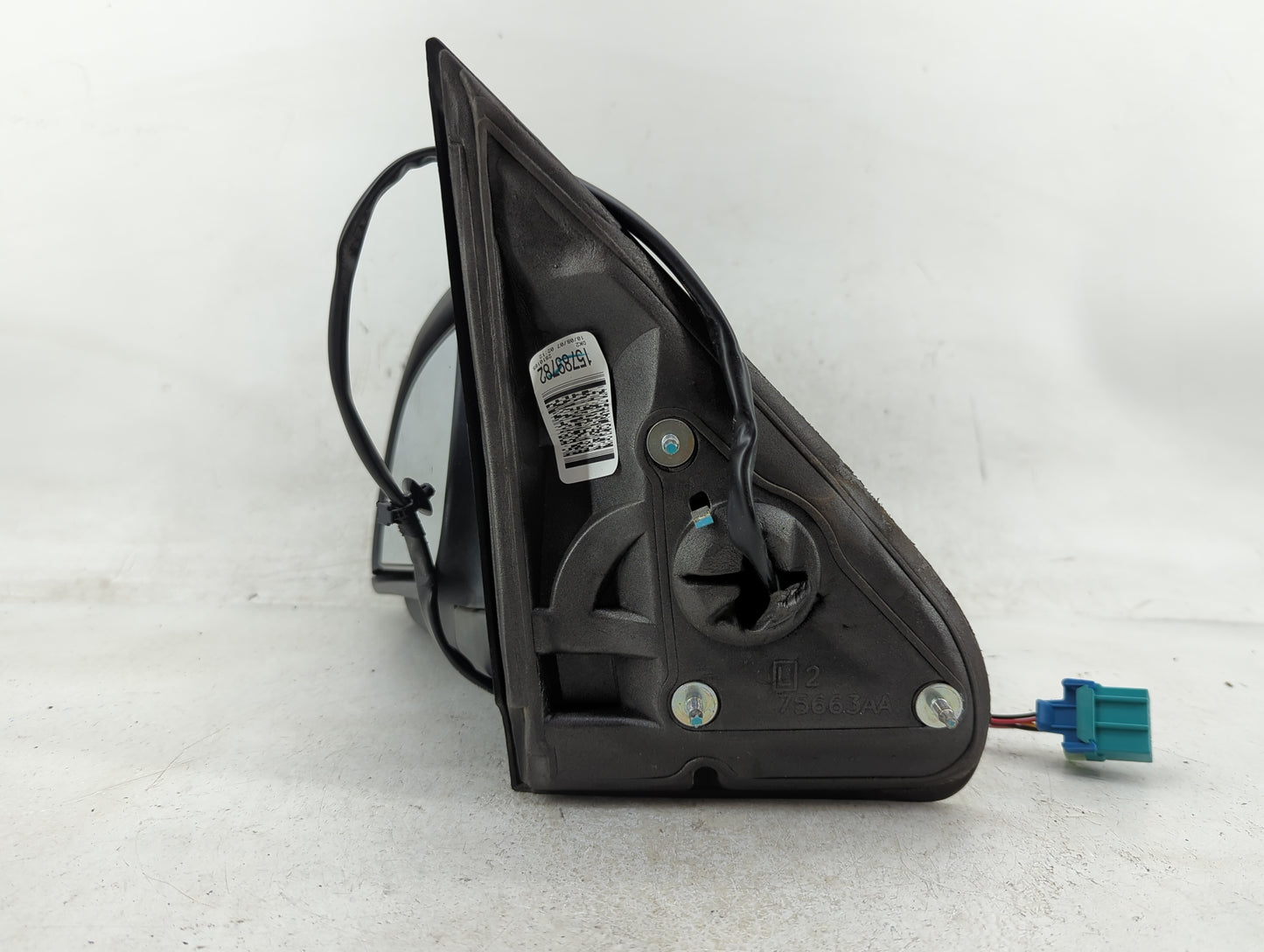 2002-2003 Gmc Envoy Driver Side View Mirror - Left Door Mirror OEM Used - Oemusedautoparts1.com