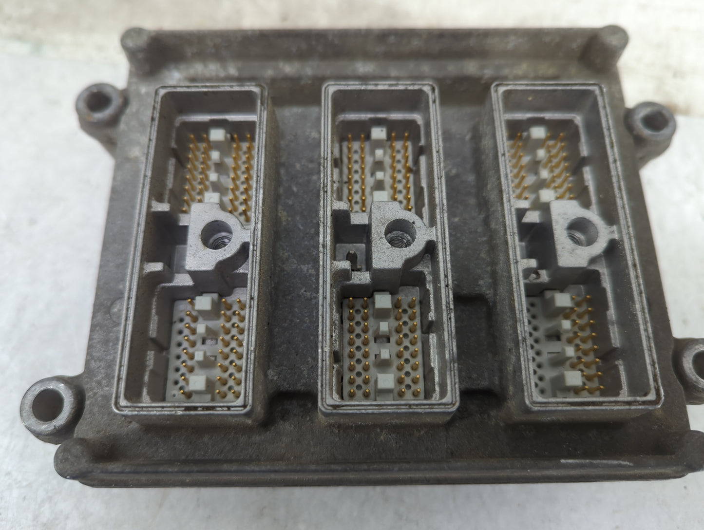 2002 Gmc Envoy PCM Engine Control Computer ECU ECM PCU OEM P/N:12223160 12576463, 16255757 Fits OEM Used Auto Parts - Oemuse
