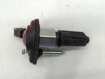 compare product 2002-2005 Gmc Envoy Ignition Coil Igniter Pack