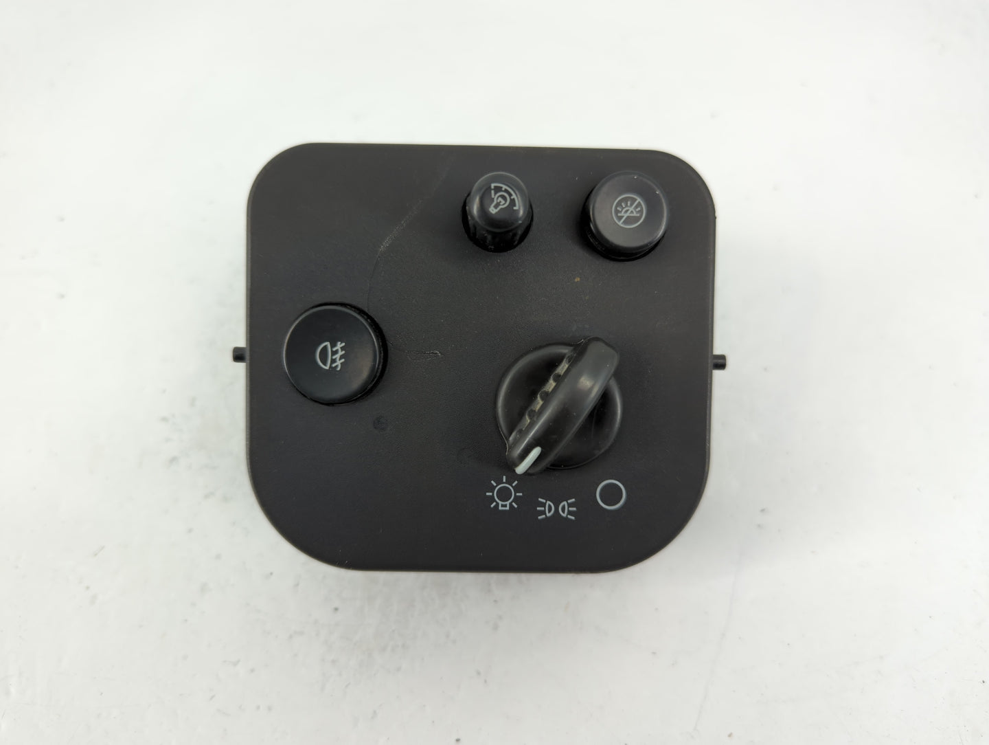 2002-2009 Gmc Envoy Headlight Head Light Switch Lamp Control 15157677 - Oemusedautoparts1.com