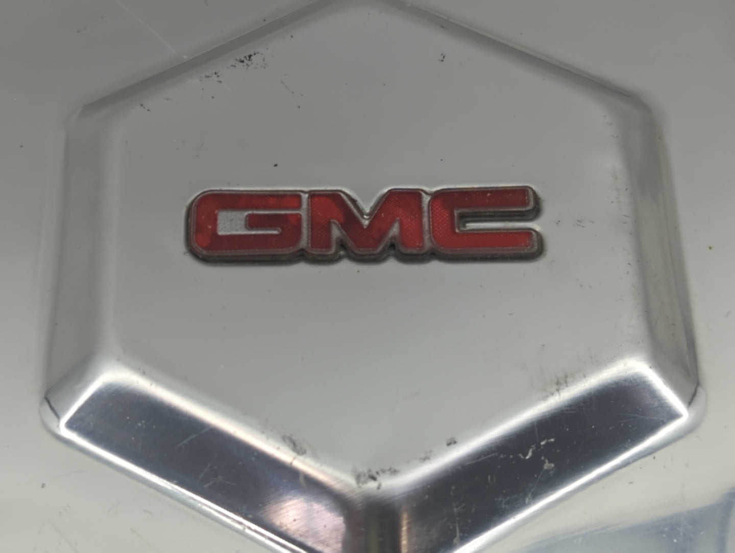 2002 Gmc Envoy Xl Rim Wheel Center Cap - Oemusedautoparts1.com