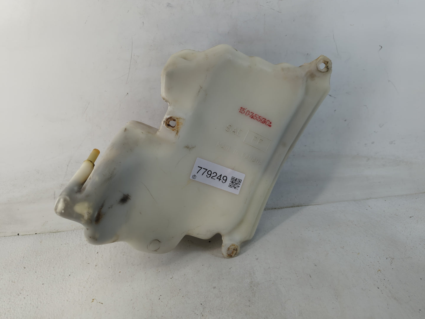 Gmc S10 Blazer Radiator Coolant Overflow Expansion Tank Bottle - Oemusedautoparts1.com